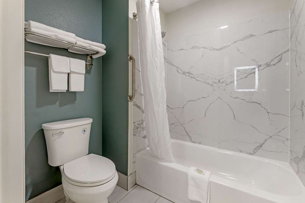 SLEEP INN AND SUITES-guestroom-Guest Room,Bathroom,On-Site.jpg