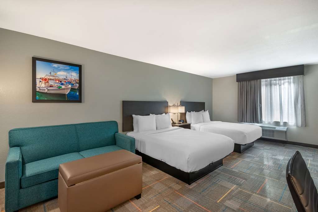 Best Western Plus Bluffton / Hilton Head Hotel-guestroom-Guest Room,Suite,On-Site.jpg