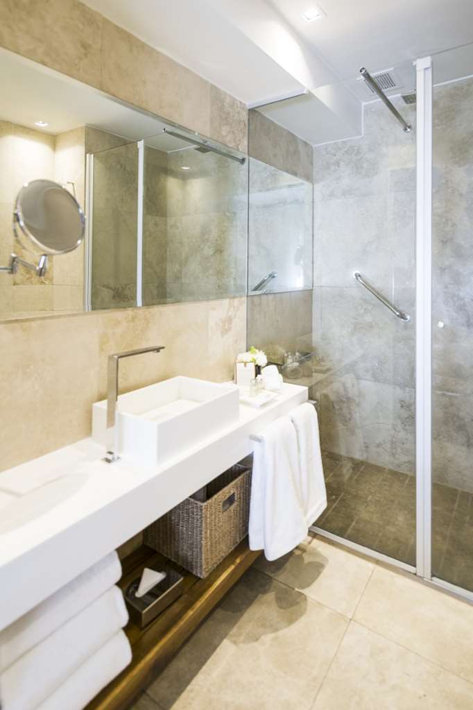 CASASUR RECOLETA HOTEL-guestroom-Guest Room,Bathroom,On-Site.jpg