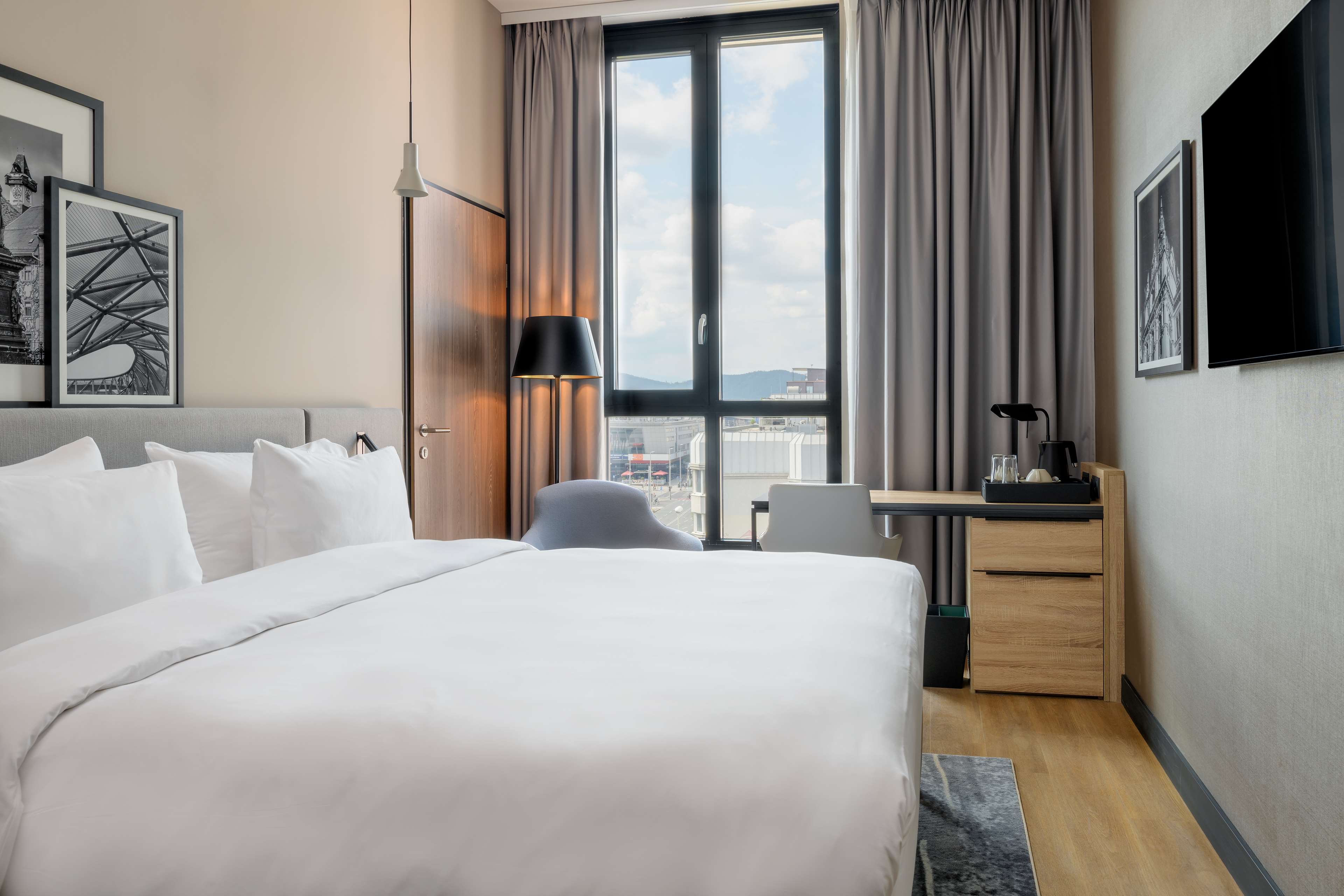 Radisson Hotel Graz - Tap to explore photos