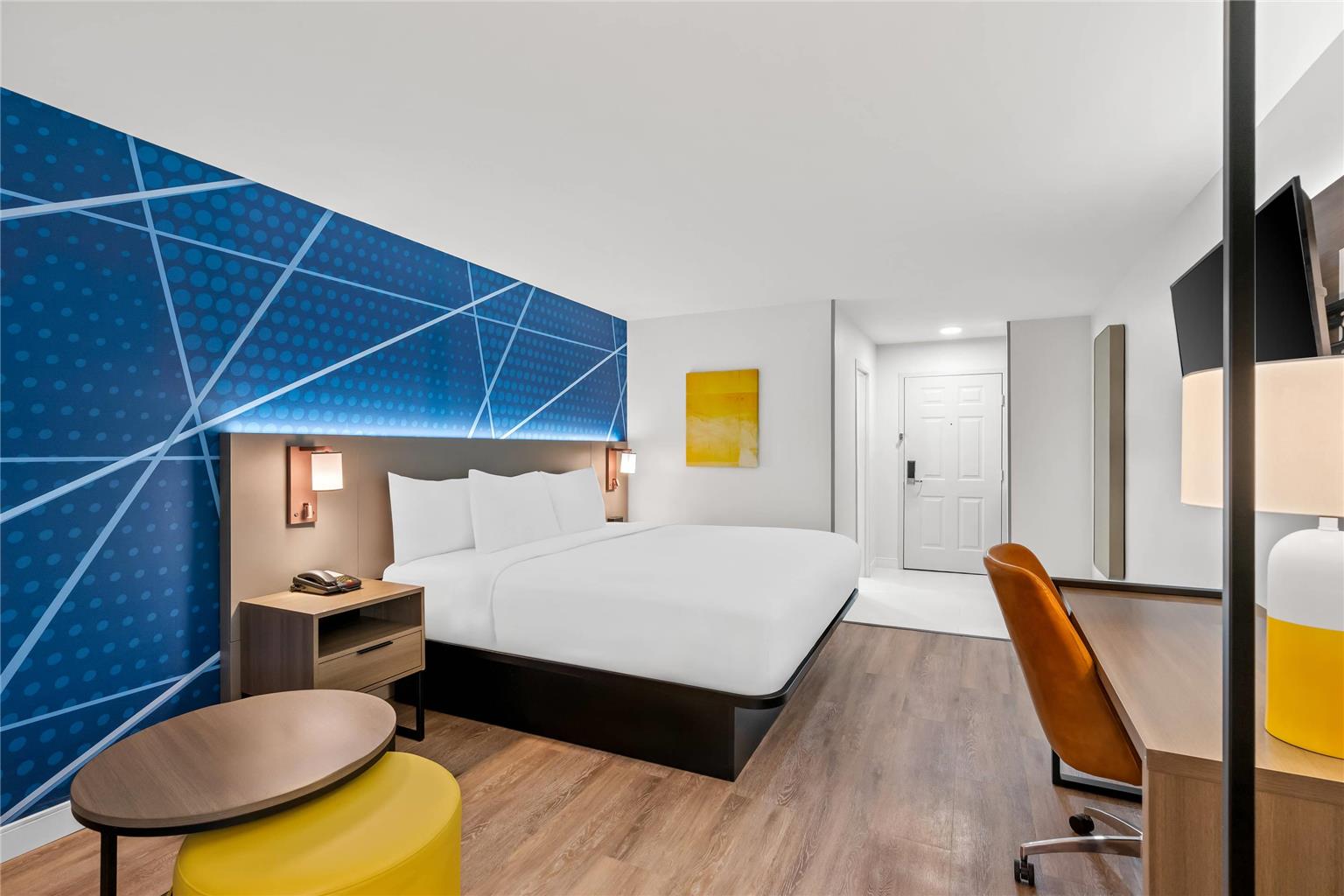 COMFORT INN AND SUITES SALT LAKE CI-guestroom-Guest Room,Suite,On-Site.jpg