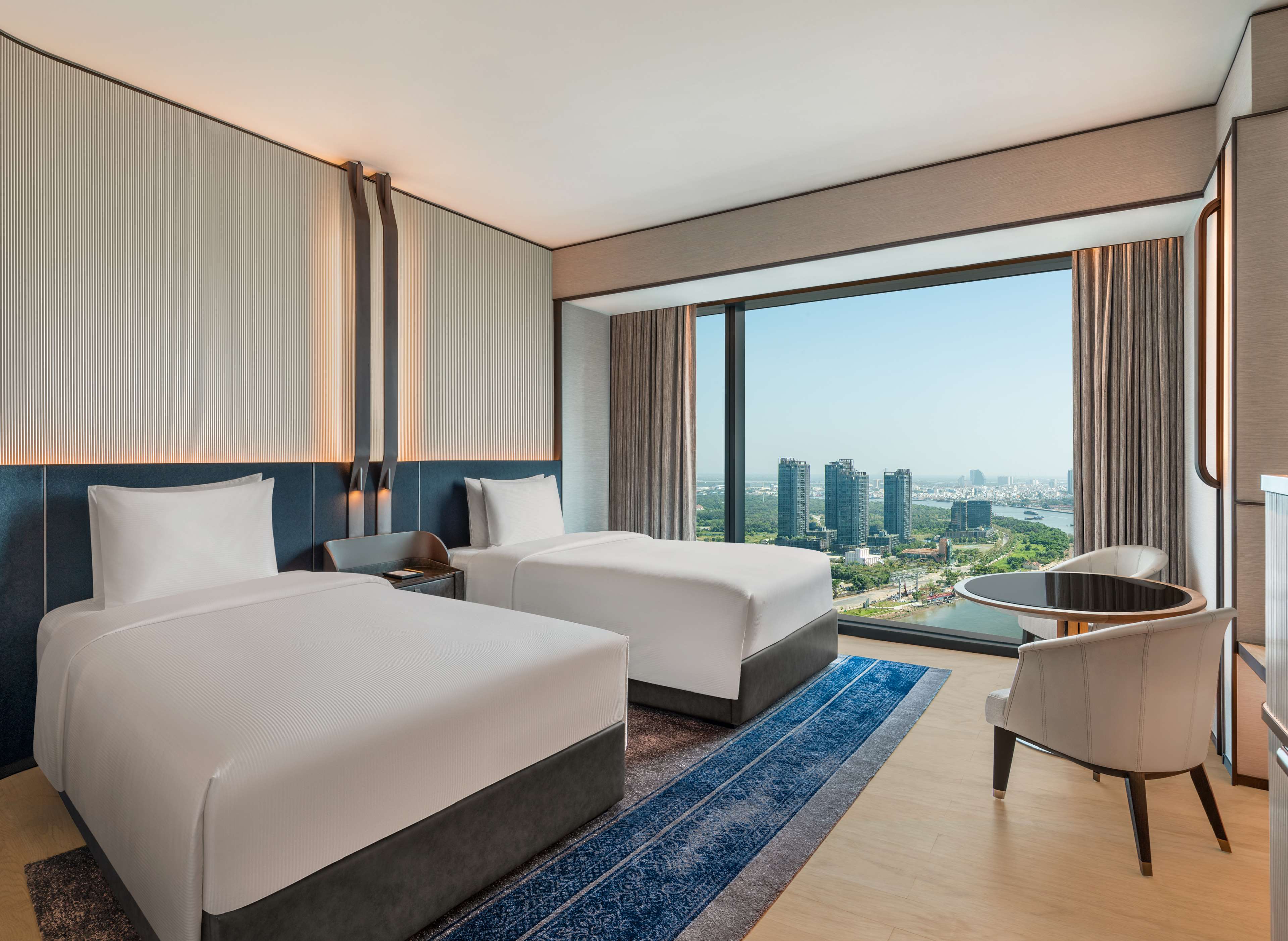 Hilton Saigon Room Type - TWIN EXECUTIVE ROOM