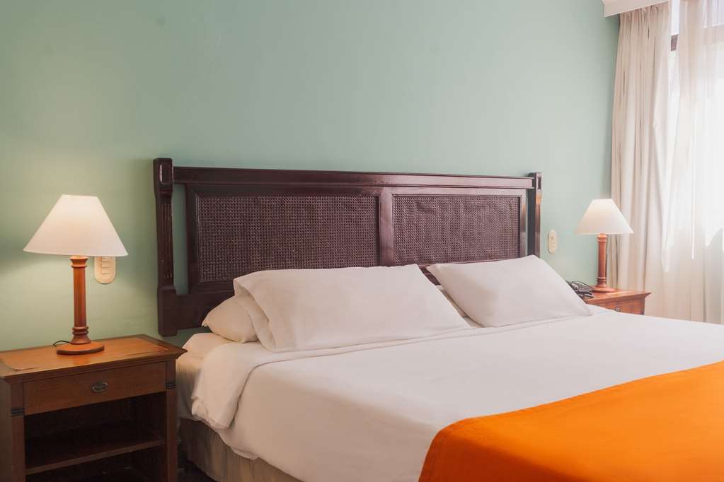 HTL FARANDA EXP PUERTA DEL SOL-guestroom-Guest Room,On-Site.jpg