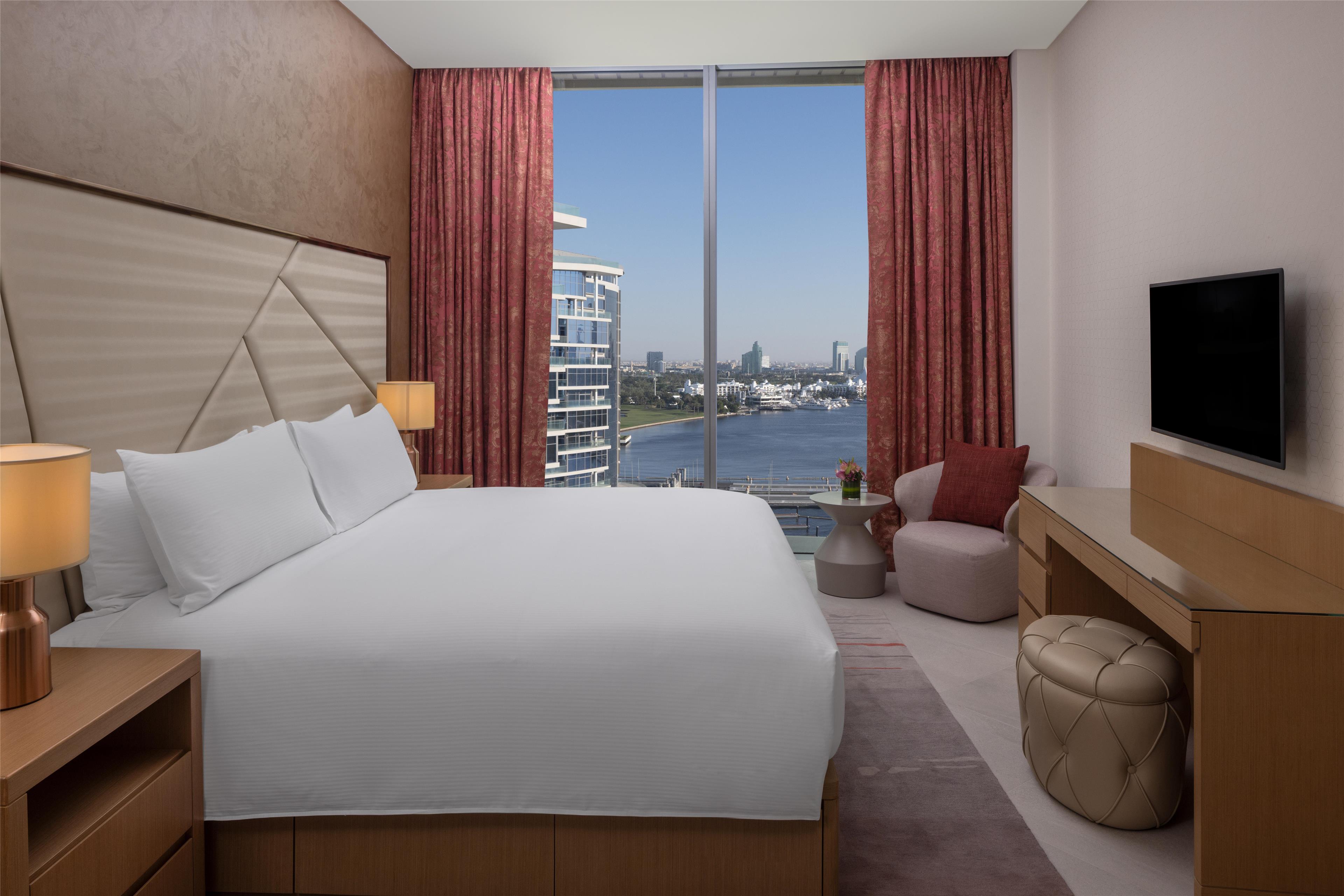 Hilton Dubai Creek Hotel & Residences Room Type - TWO BEDRM APARTM-CREEK VW
