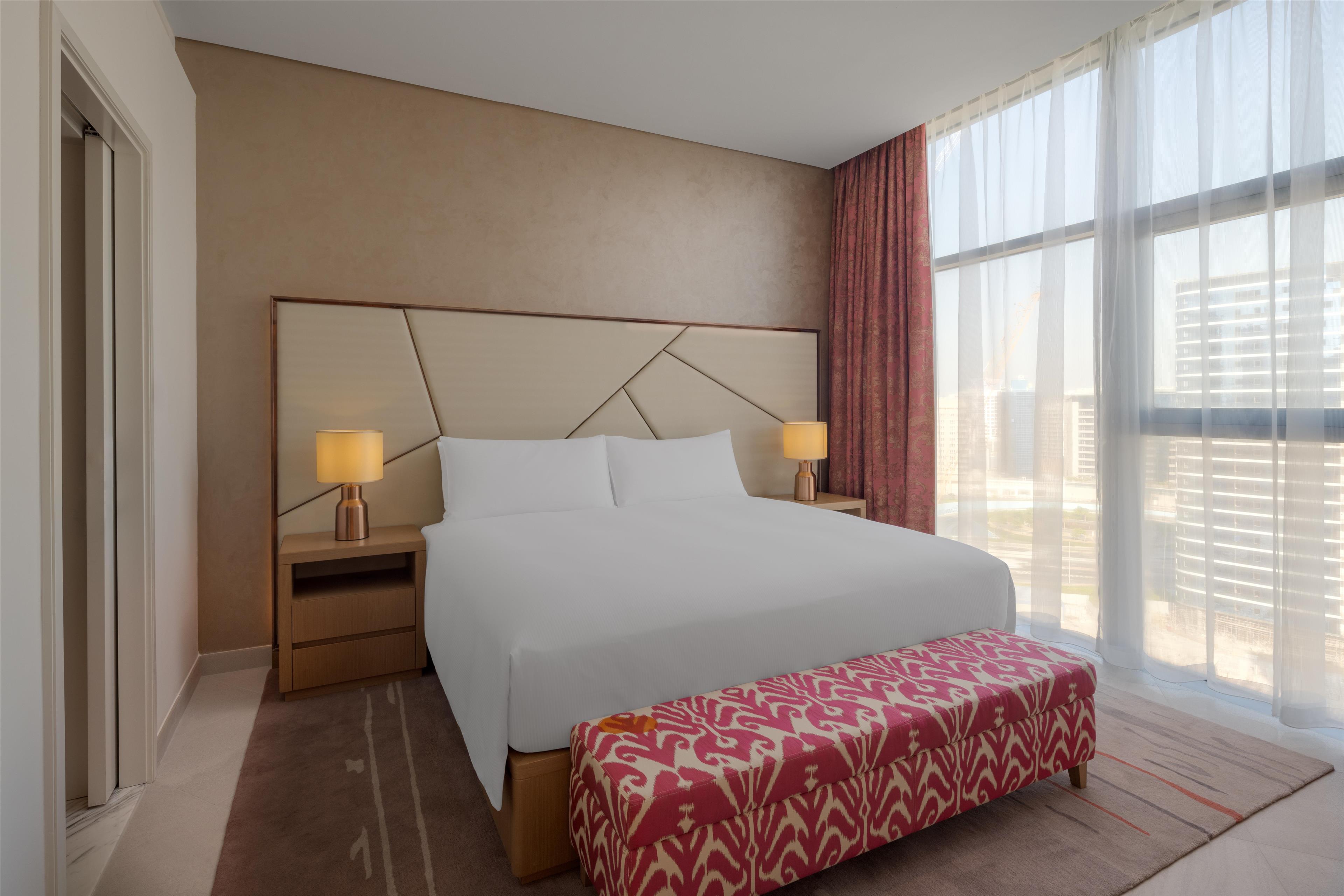 Hilton Dubai Creek Hotel & Residences Room Type - KING ACCESS ONE BDRM APT