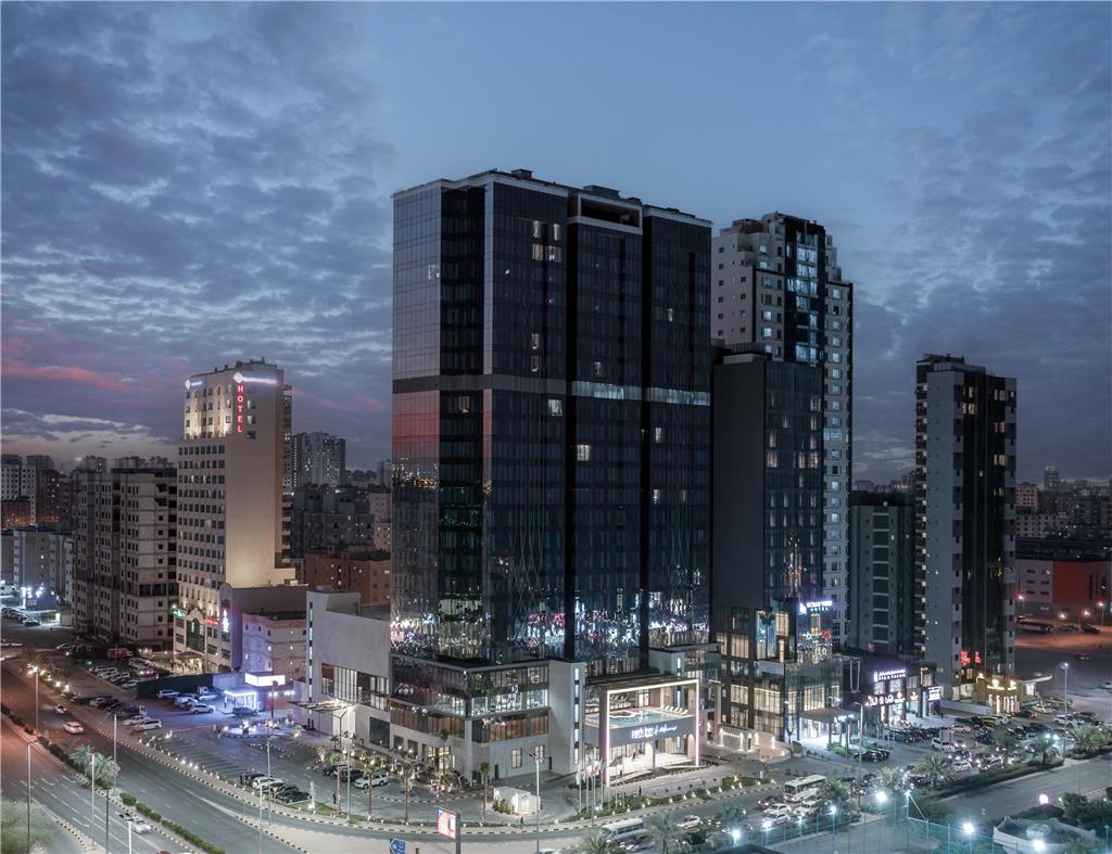Park Inn by Radisson Hotel & Apts Kuwait