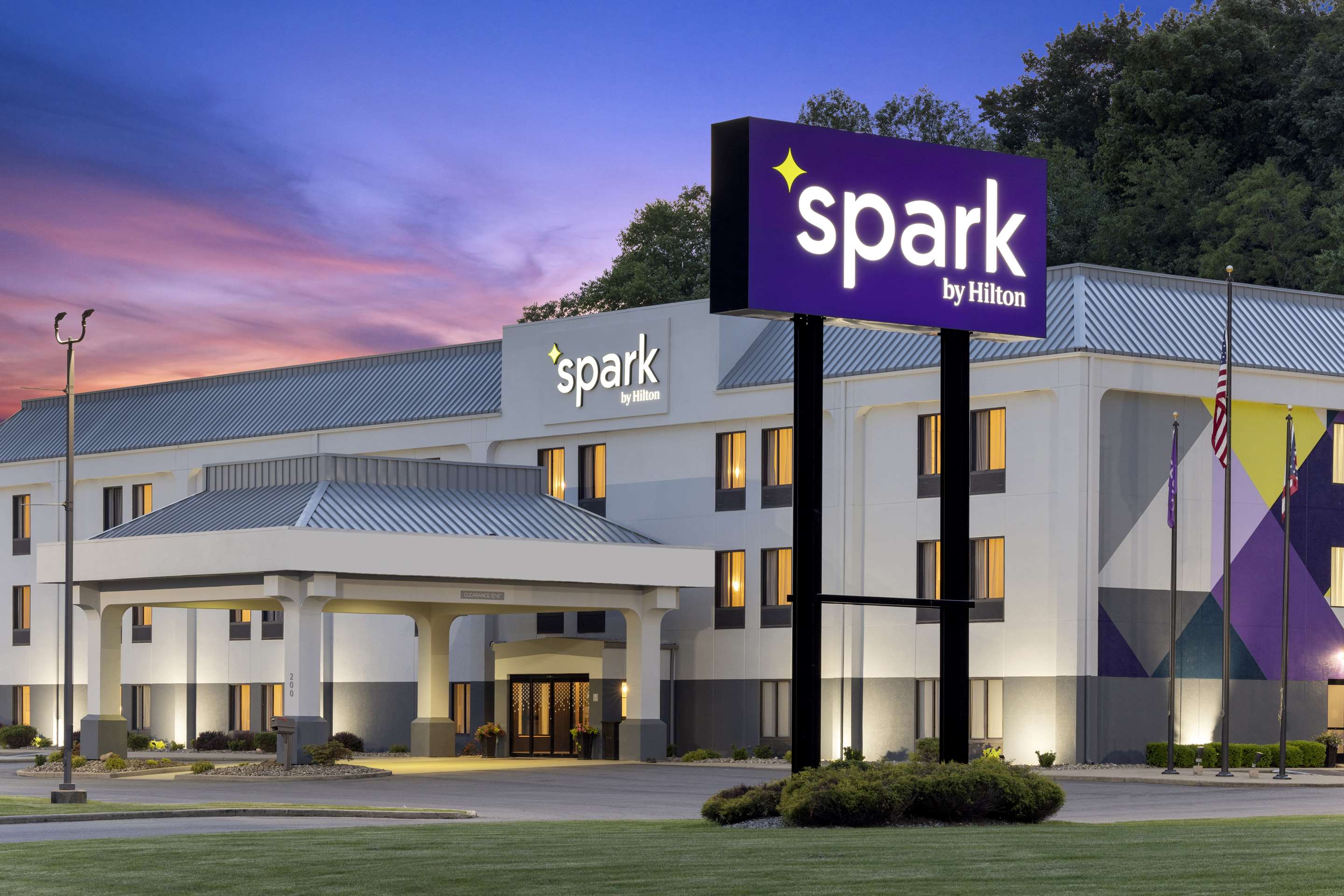Exterior | Spark by Hilton Newcomerstown