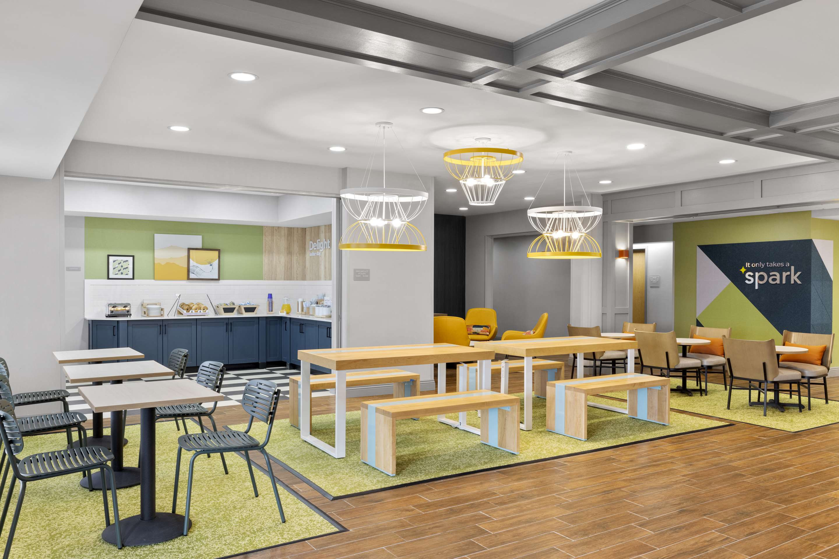 Breakfast Area | Spark by Hilton Newcomerstown