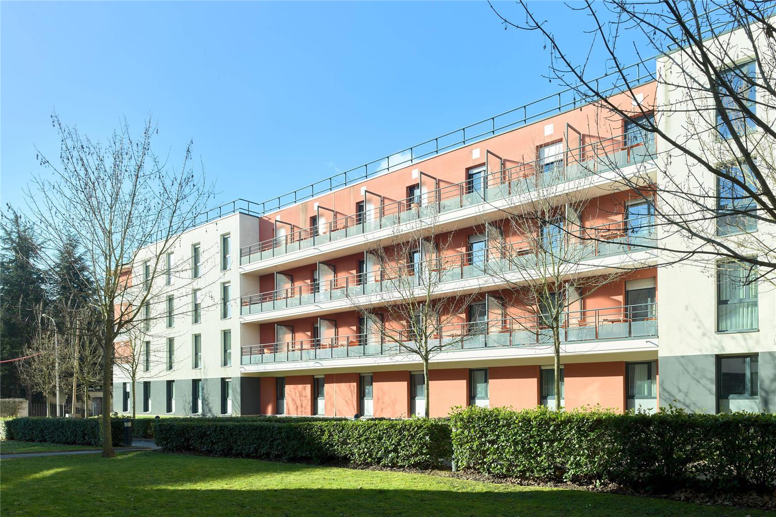 Comfort Aparthotel Versailles