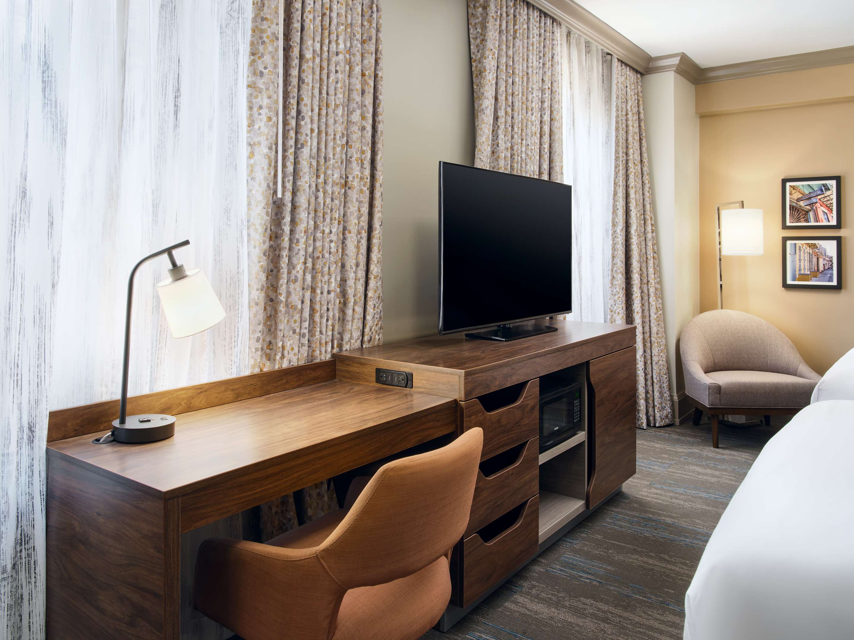 Guest room