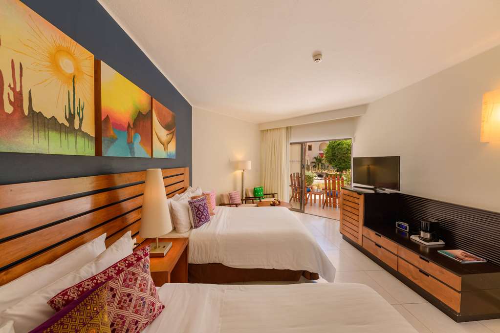 GRAND DECAMERON LOS CABOS-guestroom-Guest Room,On-Site.jpg