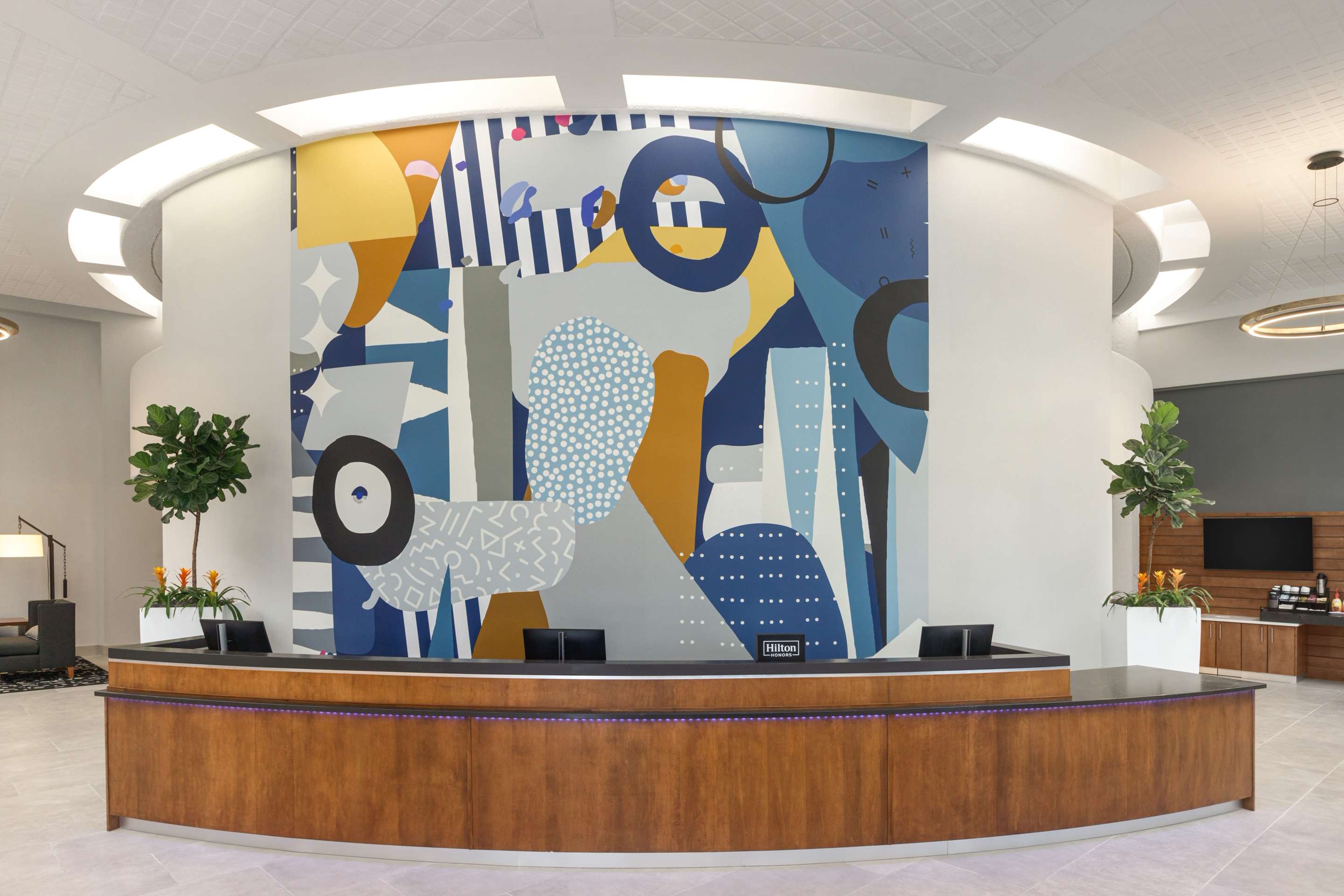 Reception | Doubletree by Hilton Fort Myers at Bell Tower Shops