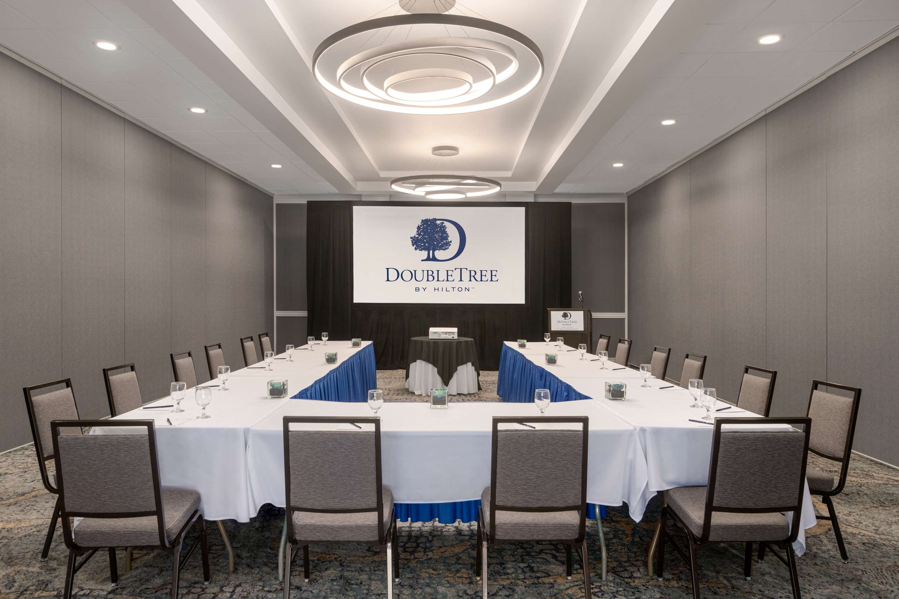 Meeting Room | Doubletree by Hilton Fort Myers at Bell Tower Shops