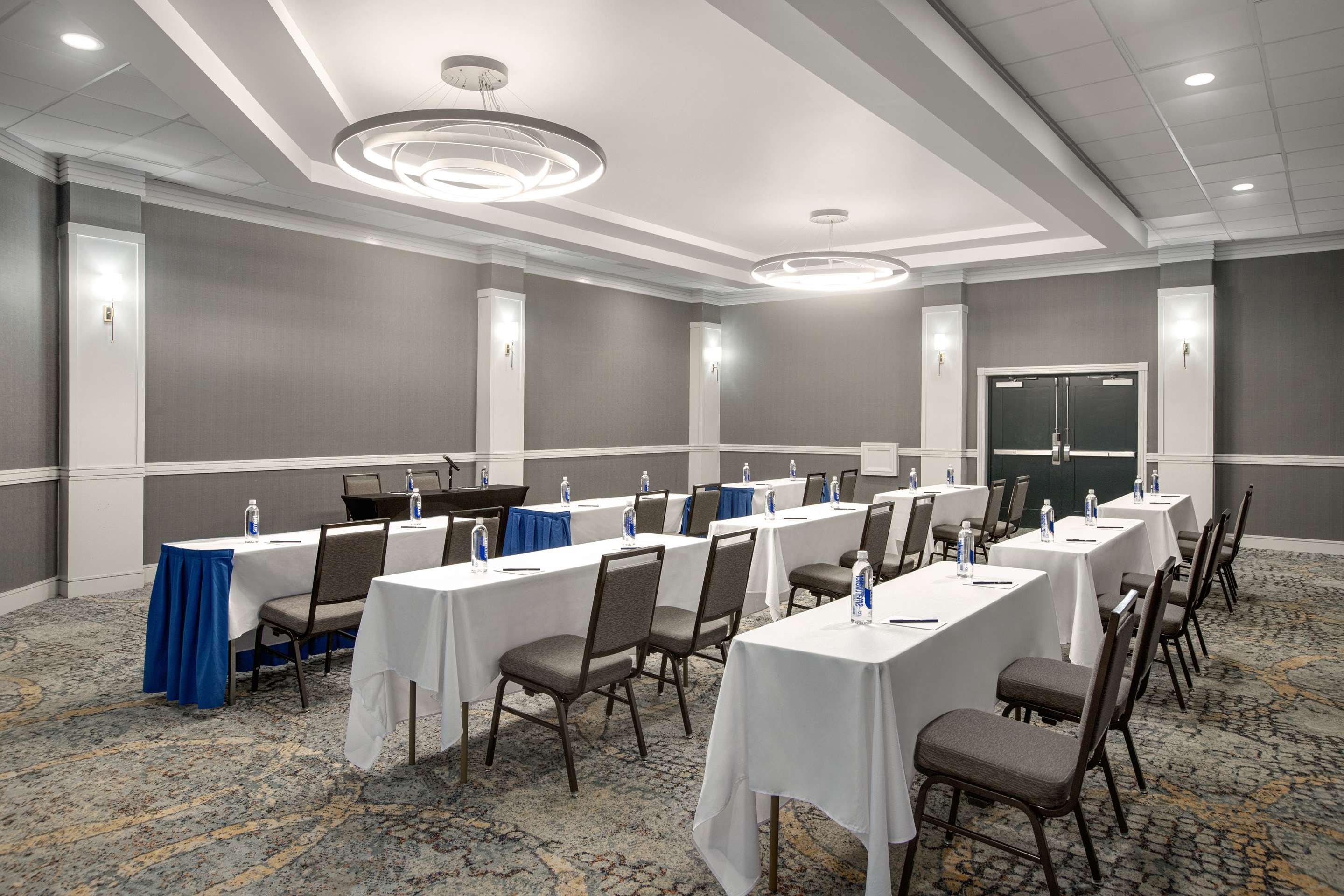 Meeting Room | Doubletree by Hilton Fort Myers at Bell Tower Shops