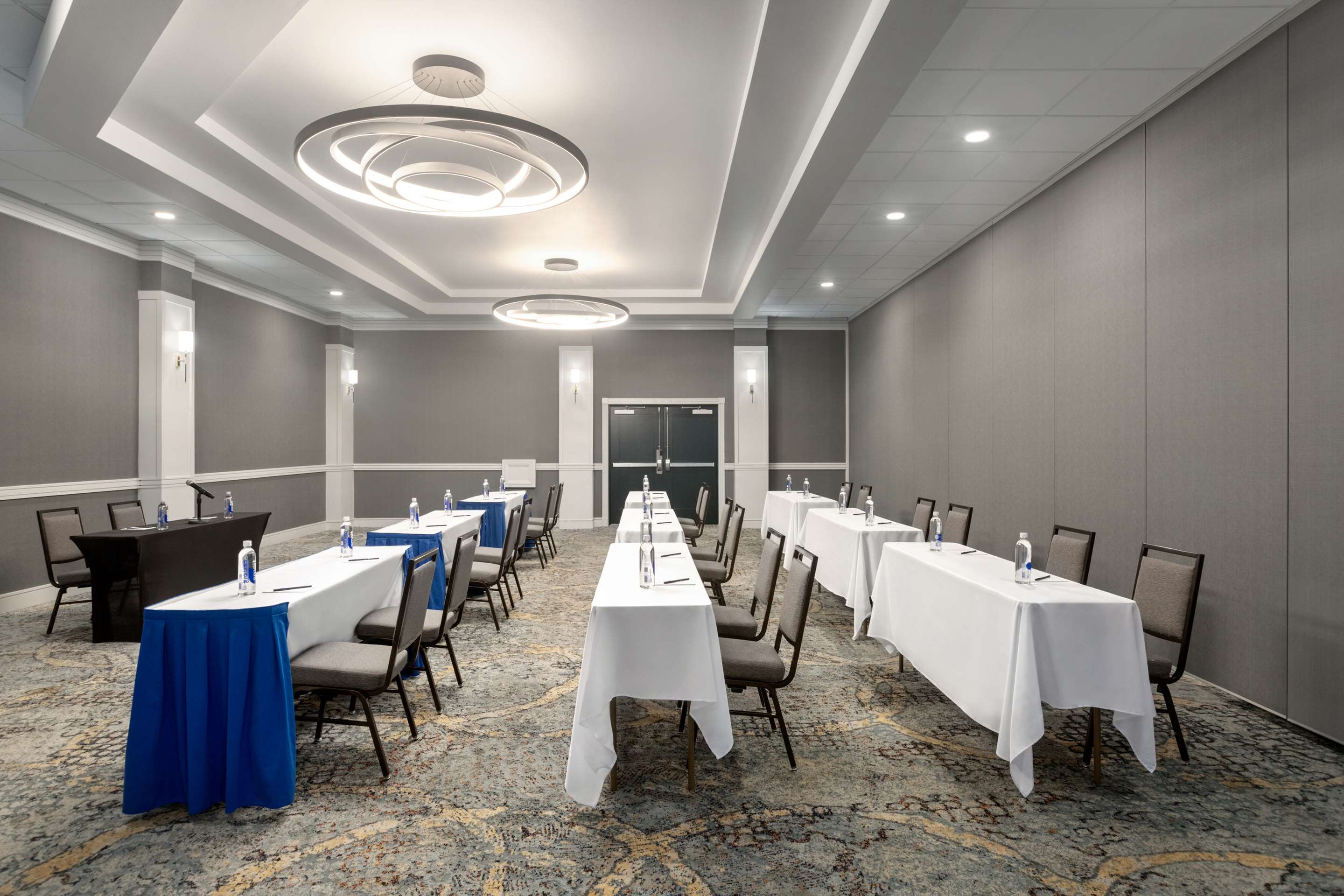 Meeting Room | Doubletree by Hilton Fort Myers at Bell Tower Shops