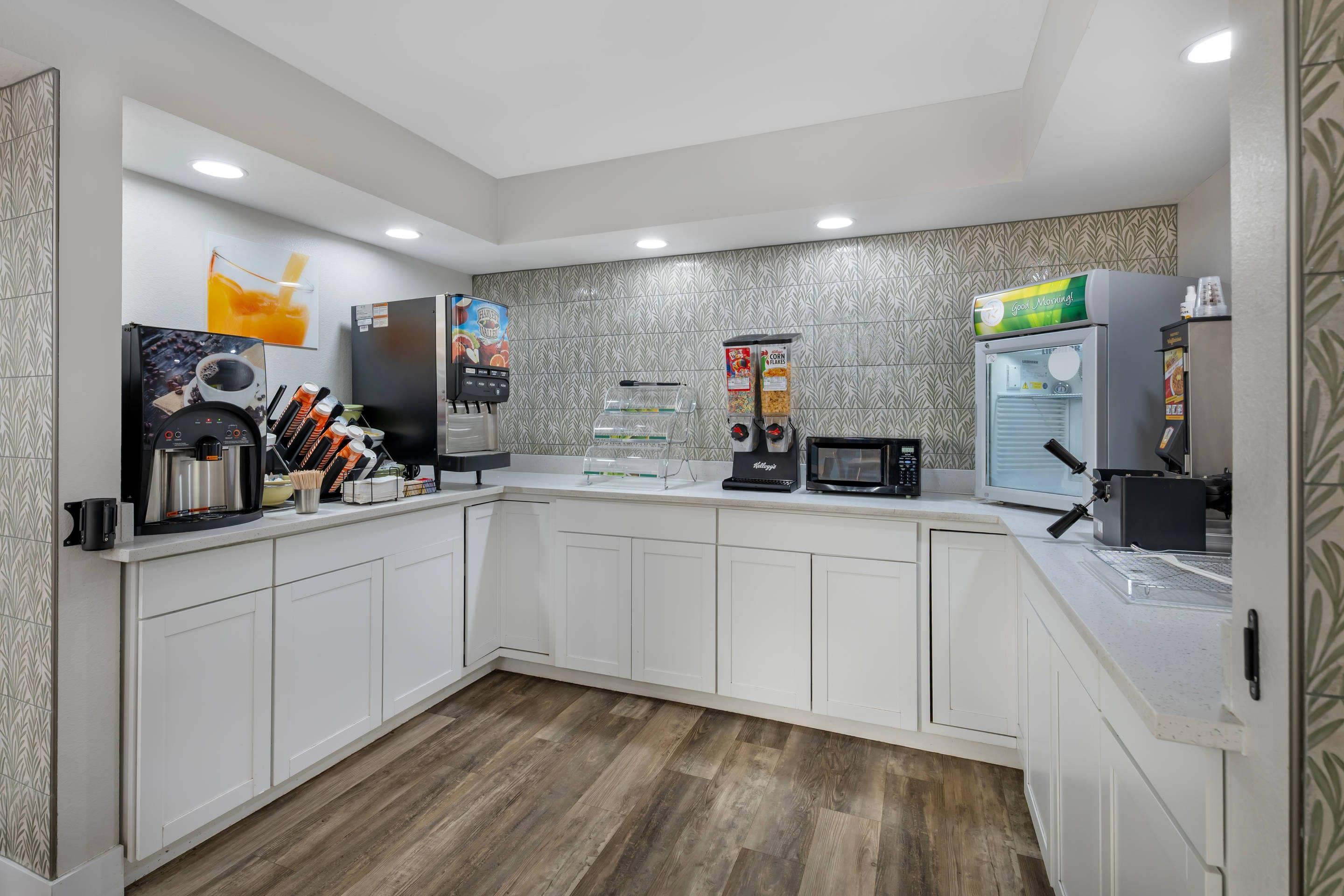 Breakfast area