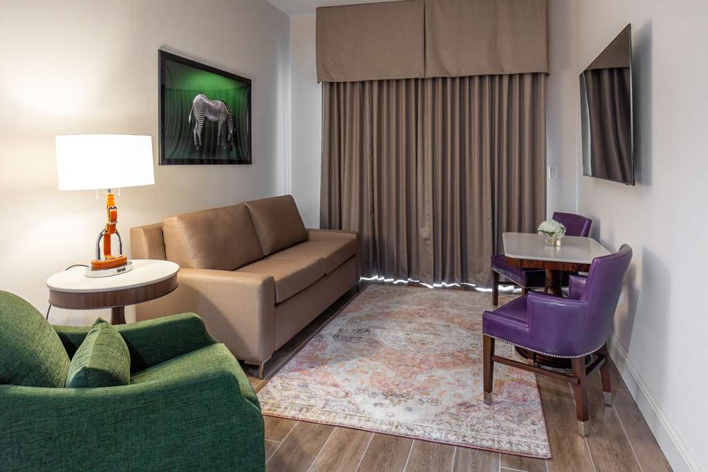 THE RIDING ACADEMY HOTEL-guestroom-Guest Room,On-Site.jpg