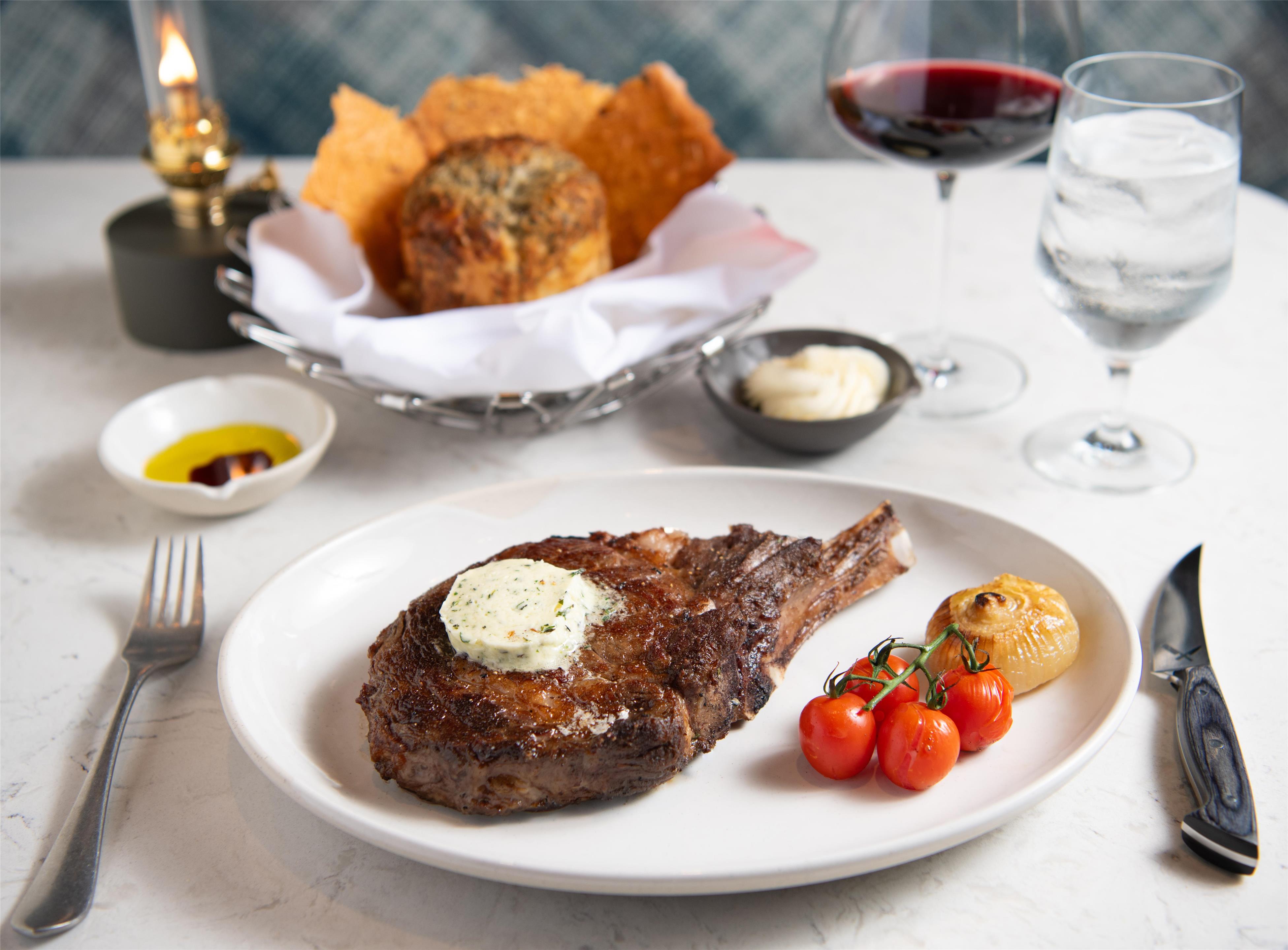 The Venetian Chop House Tomahawk Caribe Royale Orlando | Caribe Royale Orlando, WorldHotels Elite
