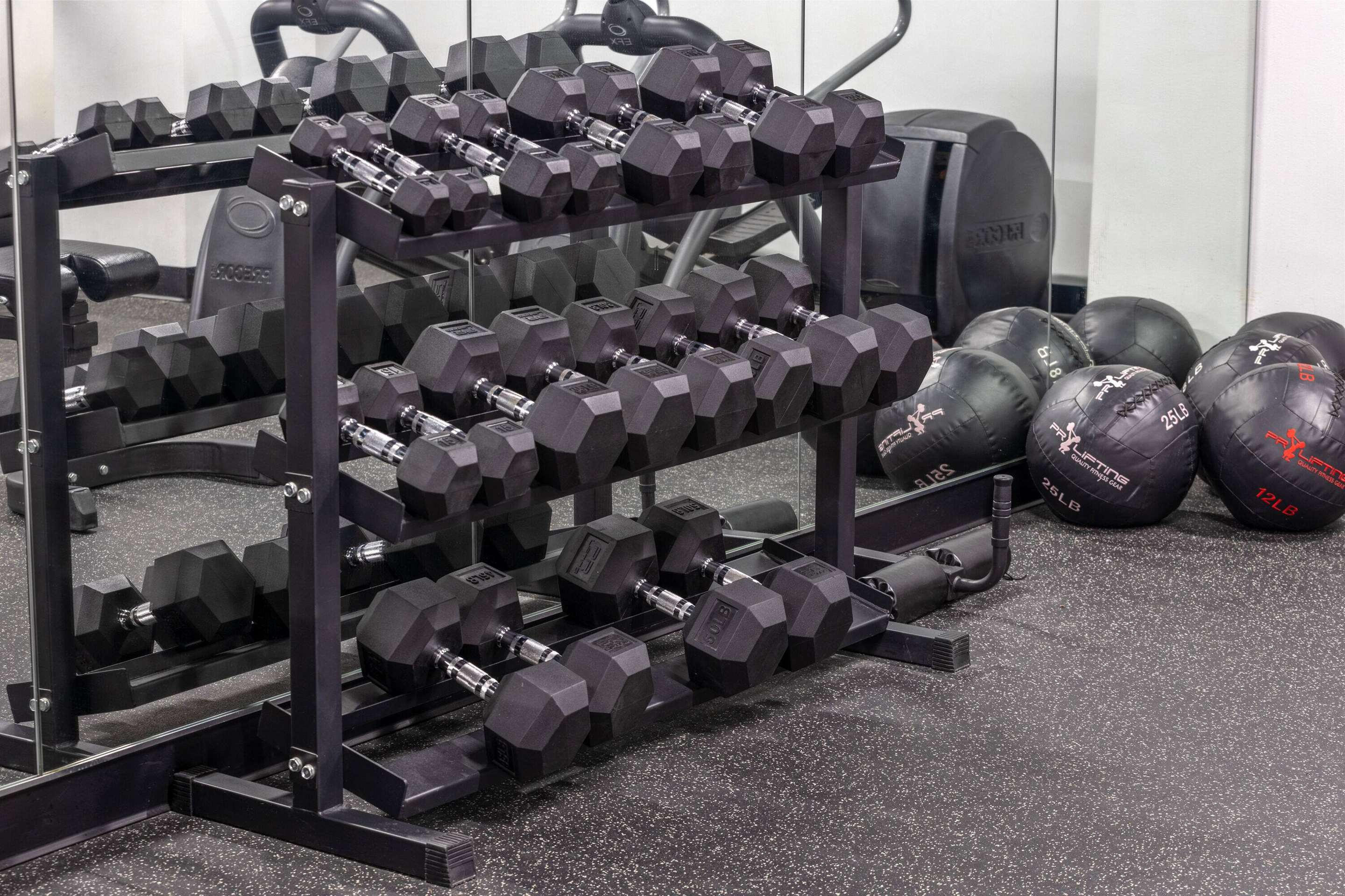 Health club fitness center gym | Reside Seattle Downtown, a Wyndham Residence