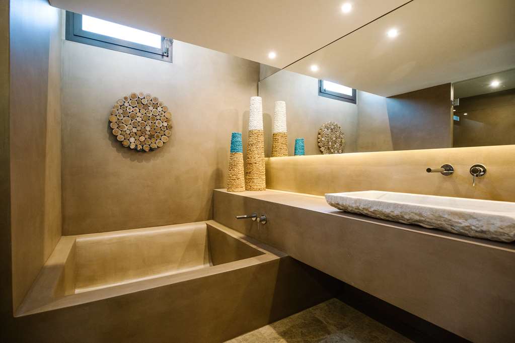 MAS SALAGROS ECORESORT-guestroom-Guest Room,Suite,On-Site.jpg