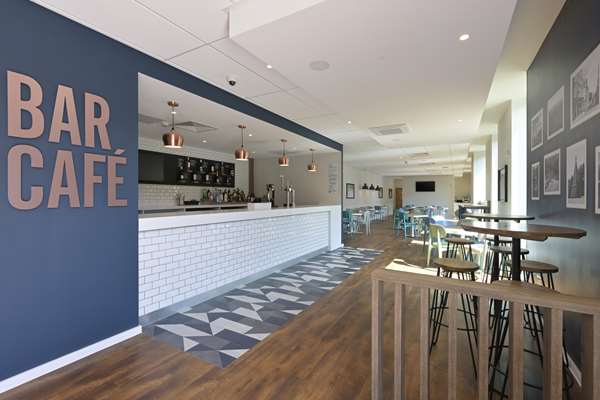 On-Site,Bar/Lounge
