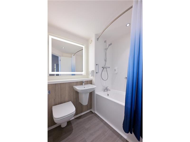 Guest Room,Bathroom,On-Site