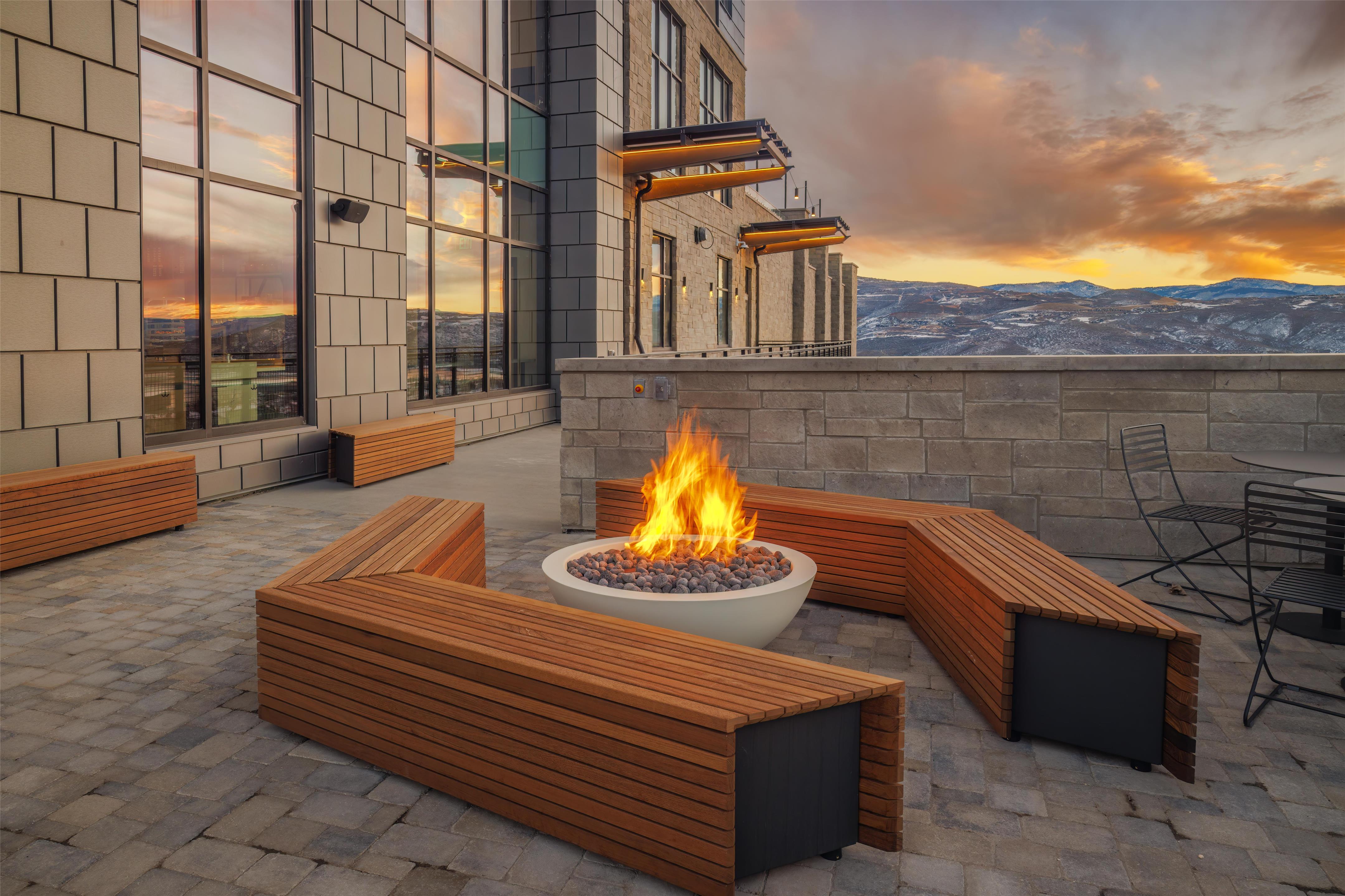 Patio Terrace | Grand Hyatt Deer Valley