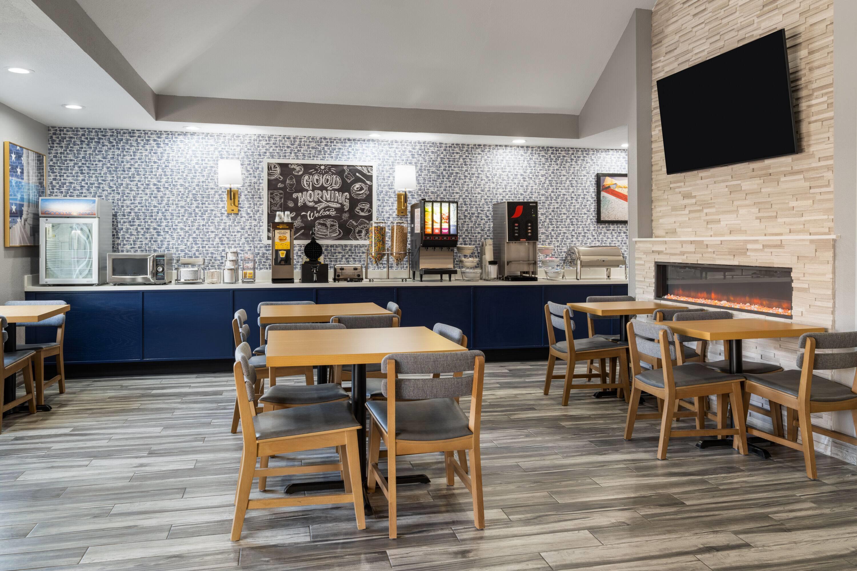 Property amenity | Howard Johnson by Wyndham Urbana