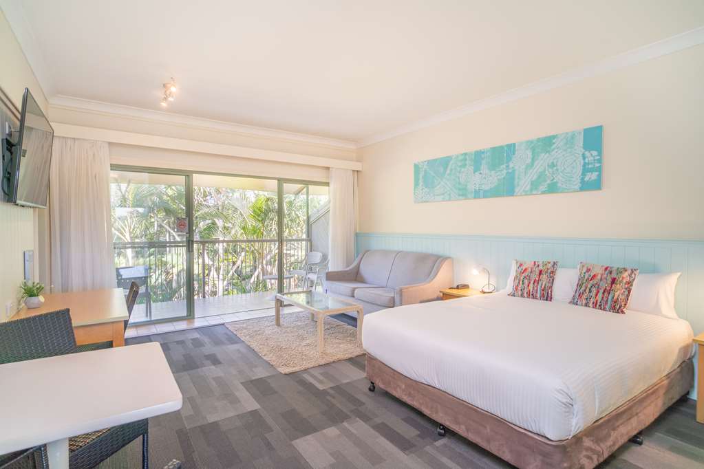 BALLINA BEACH RESORT-guestroom-Guest Room,On-Site.jpg