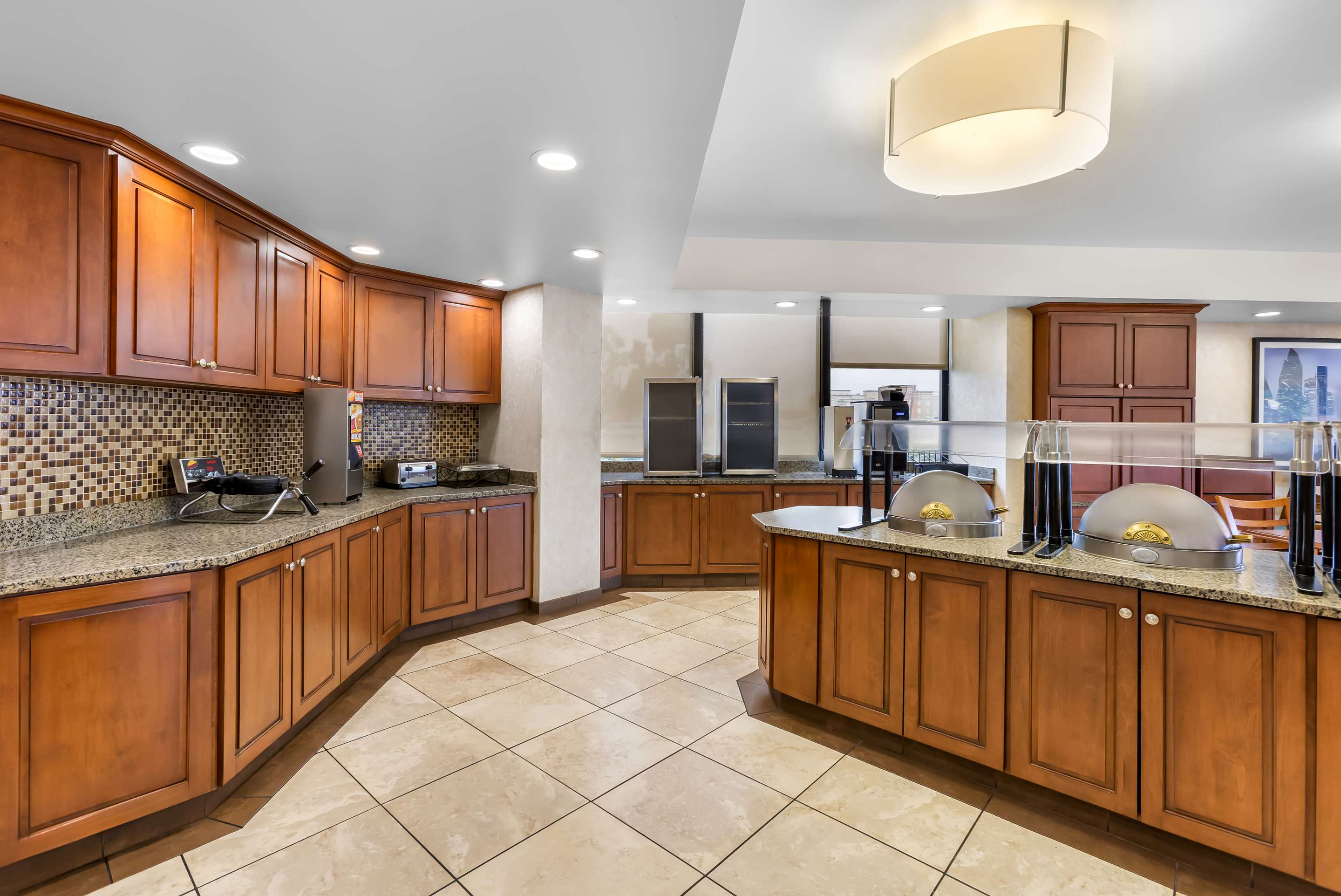 SE Houston Hobby Airport Breakfast | Sonesta Essential Houston Hobby Airport