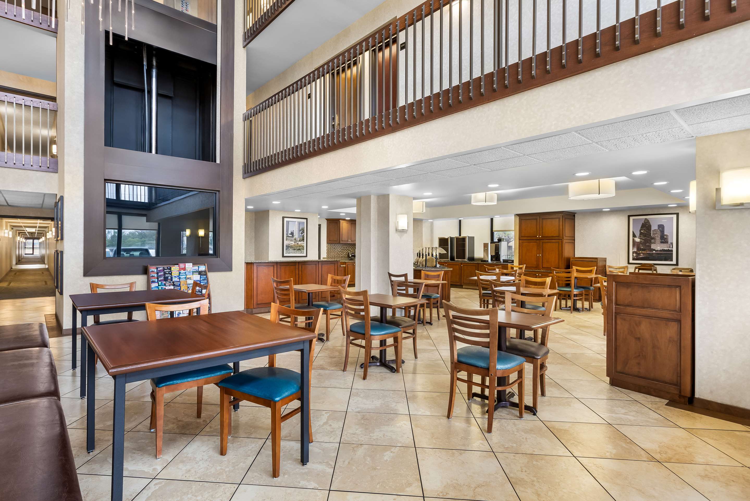 SE Houston Hobby Airport Breakfast | Sonesta Essential Houston Hobby Airport