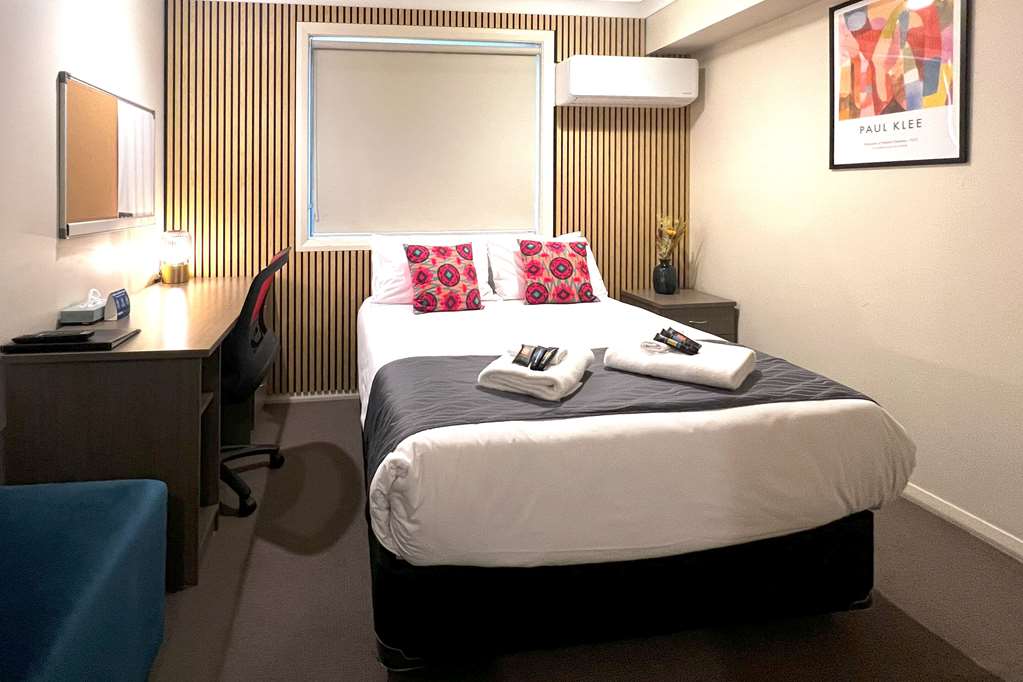 COMFORT INN SERENITY BATHURST-guestroom-Guest Room,On-Site.jpg