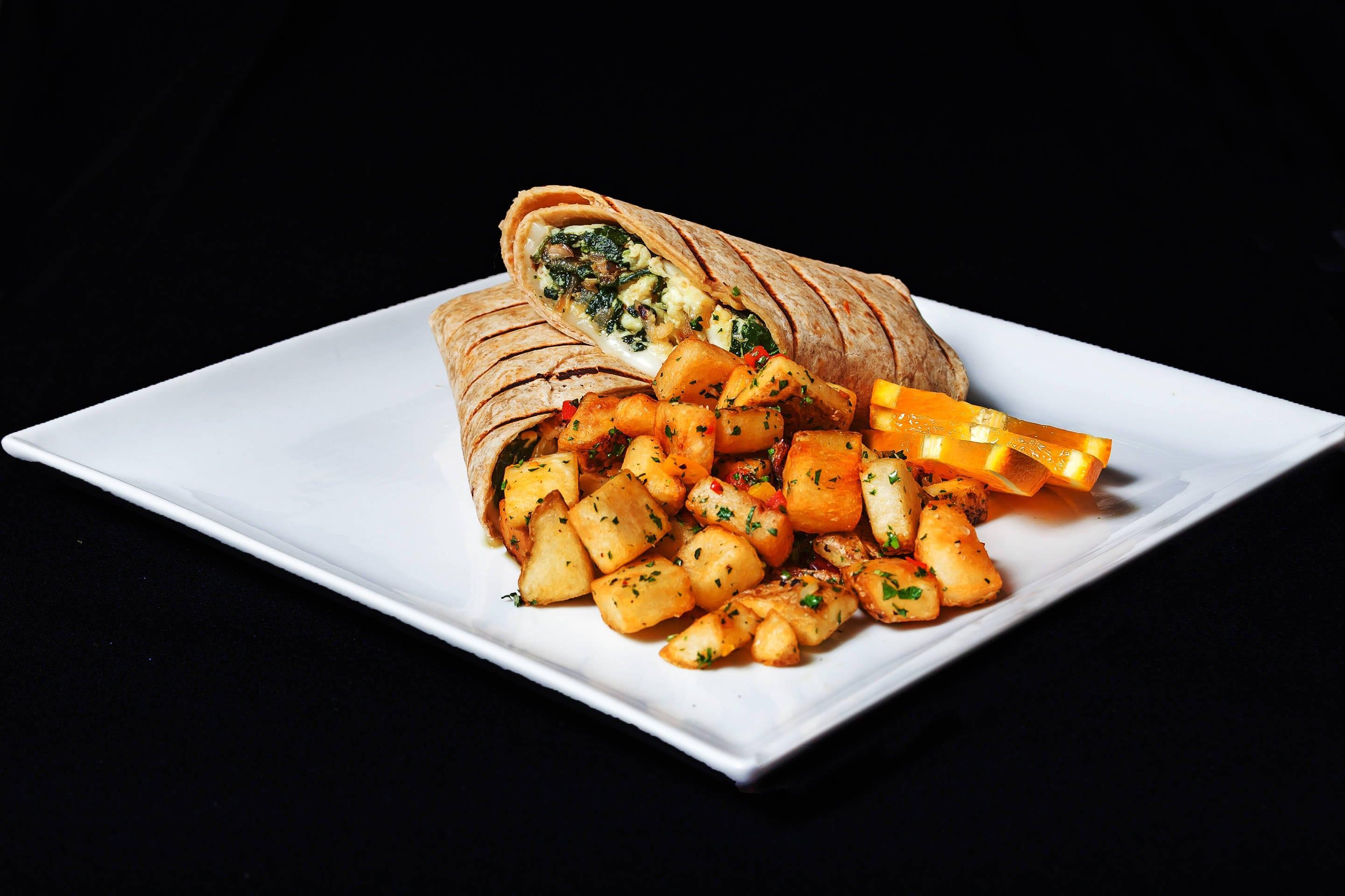 Food | Clarion Hotel The Colony - Plano West
