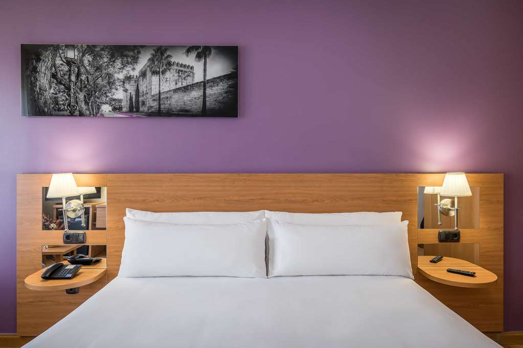 HOTEL JEREZ CENTRO-guestroom-Guest Room,On-Site.jpg