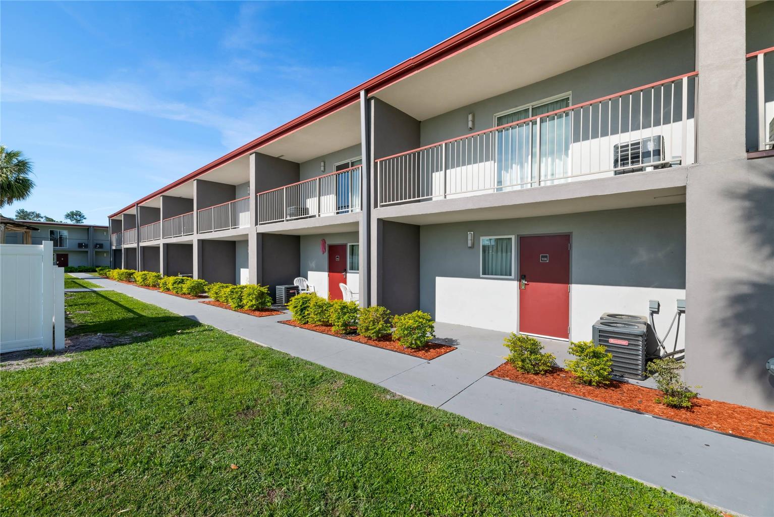 Quality Suites Wildwood-The Villages