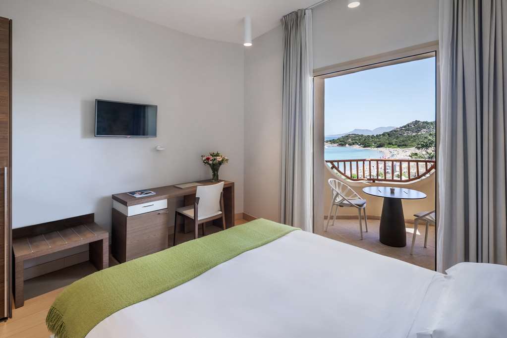 CALA CUNCHEDDI-guestroom-Guest Room,On-Site.jpg