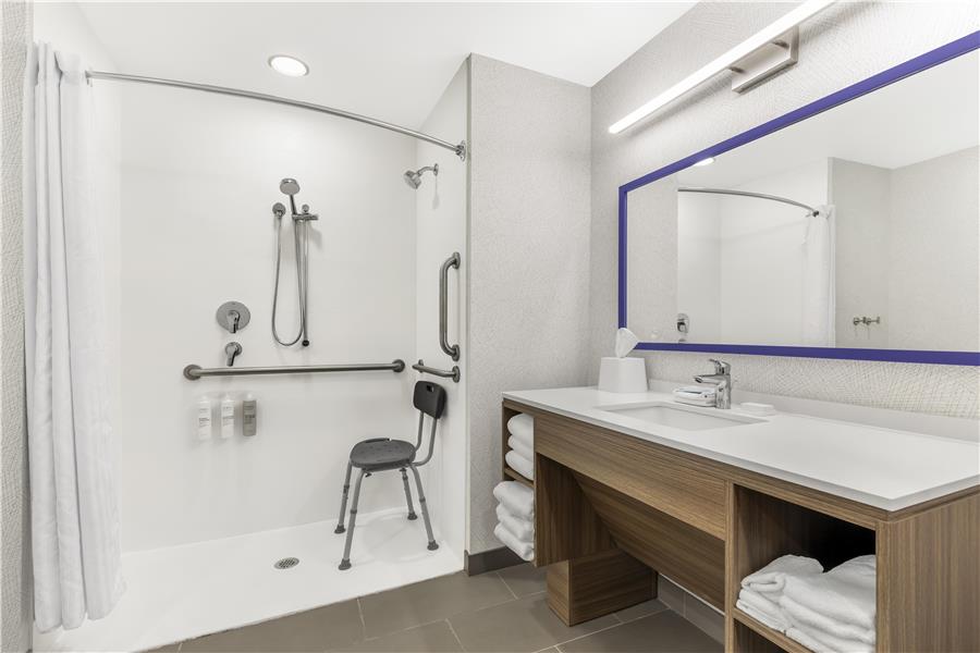 Guest Room,Bathroom,On-Site