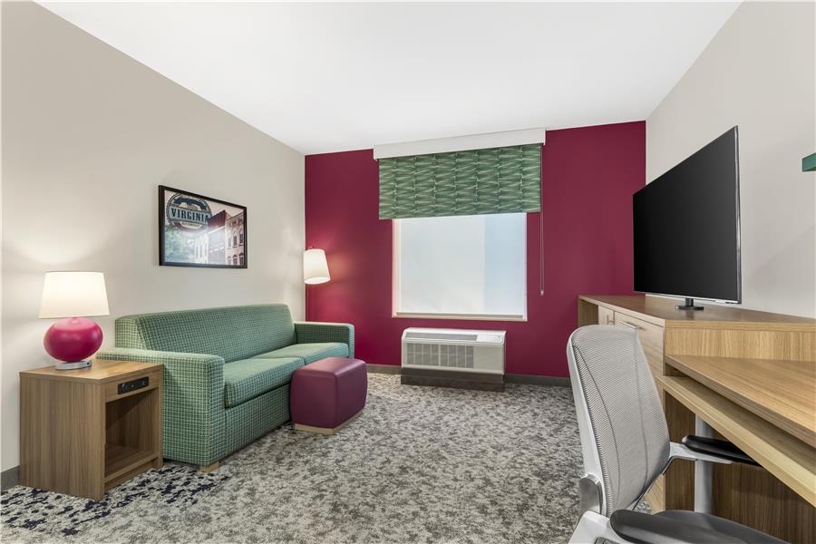 Guest Room,Living Area,On-Site