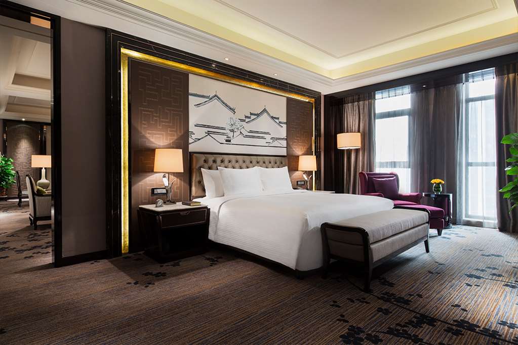 WANDA REALM NANJING-guestroom-Guest Room,On-Site.jpg
