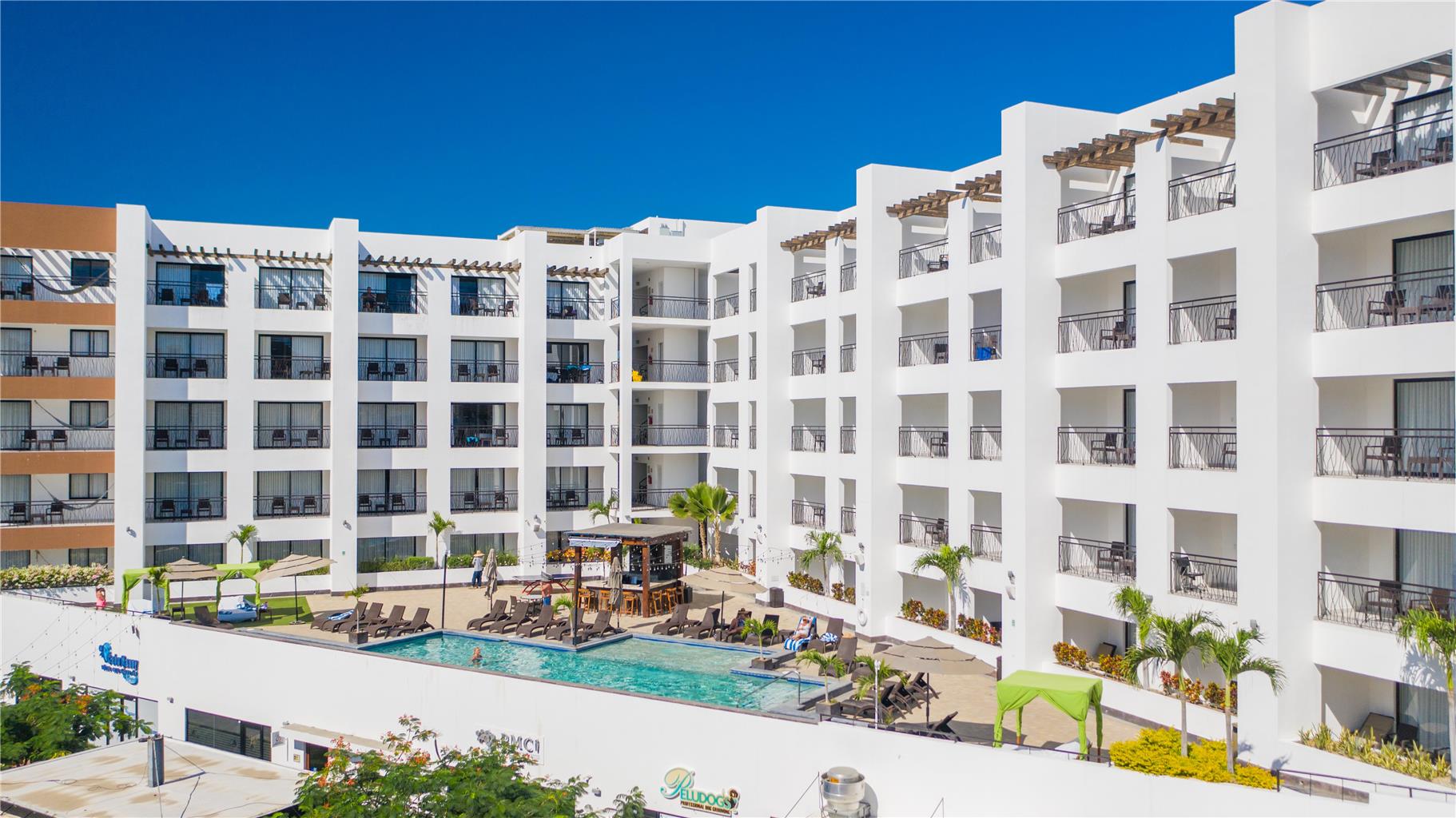 Medano Hotel & Suites