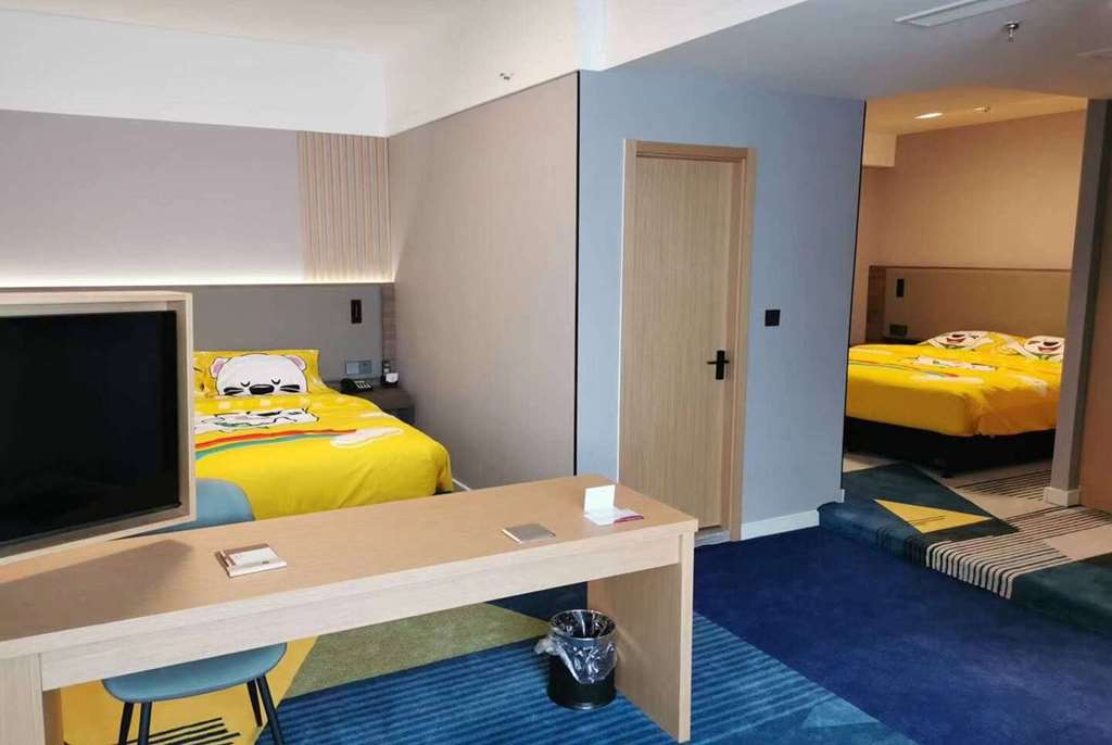 RAMADA ENCORE BY WYNDHAM QINGDAO-guestroom-Guest Room,On-Site.jpg