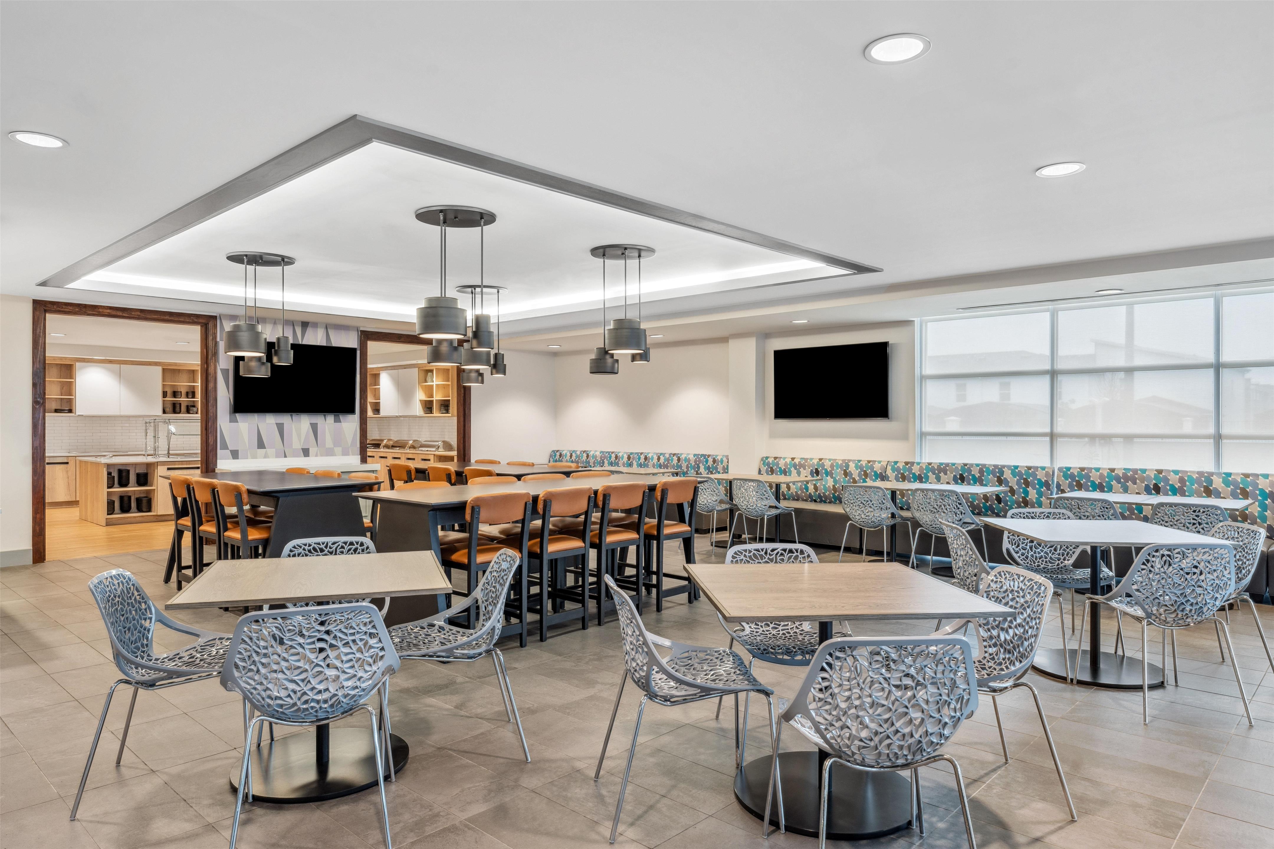 Restaurant | Hyatt House Orlando International Drive