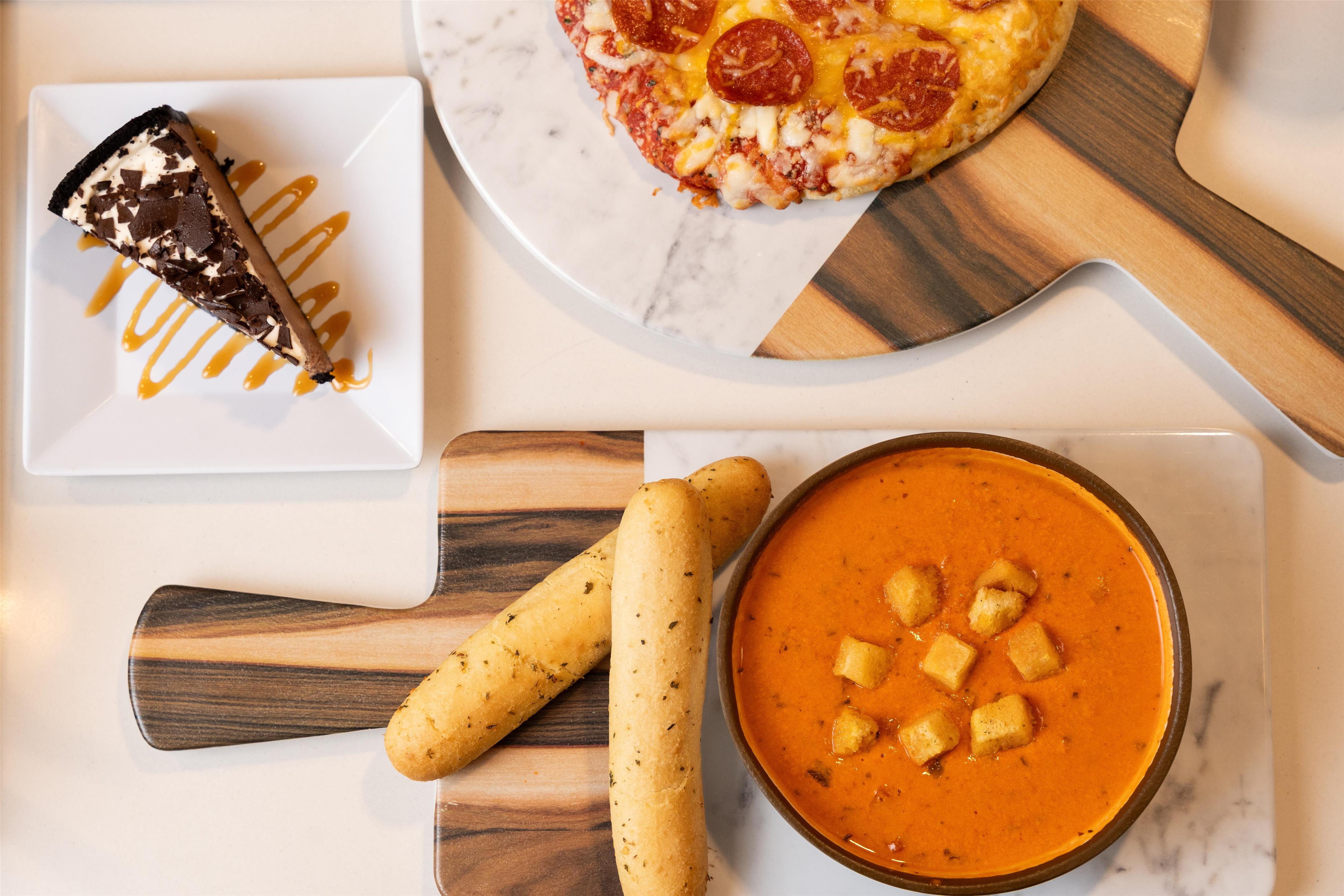 Restaurant | Hyatt House Orlando International Drive
