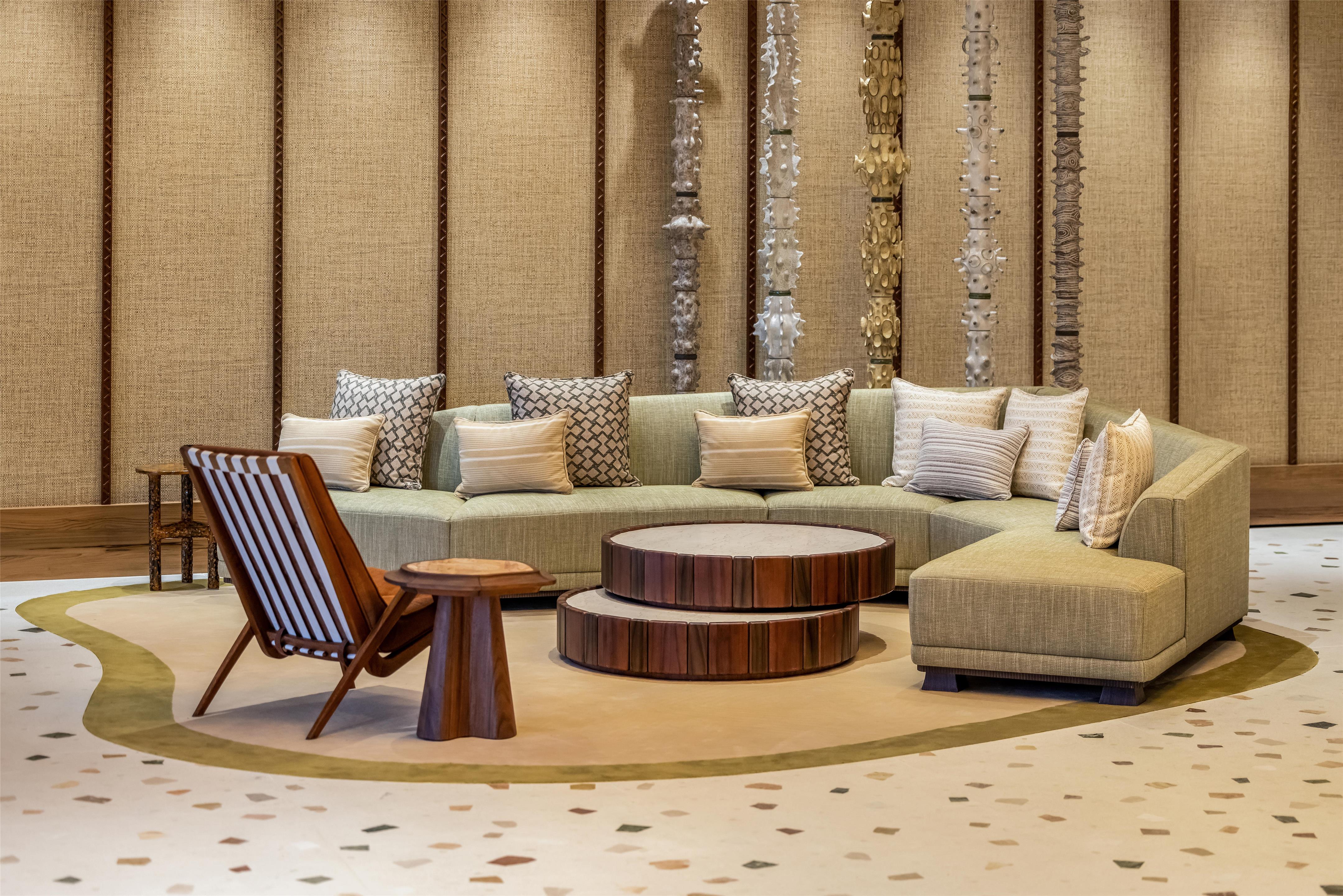Lobby | Ka Laʻi Waikiki Beach, LXR Hotels & Resorts