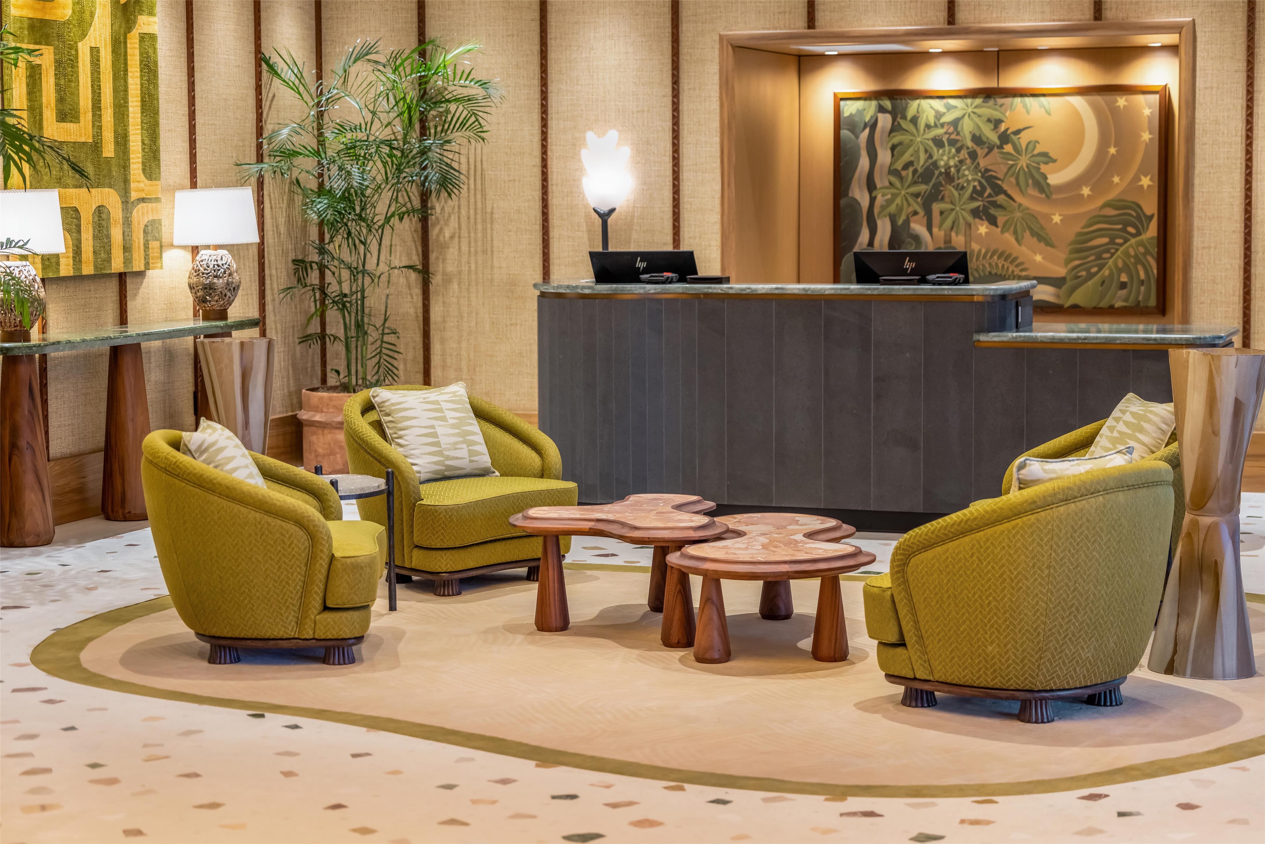 Lobby | Ka Laʻi Waikiki Beach, LXR Hotels & Resorts