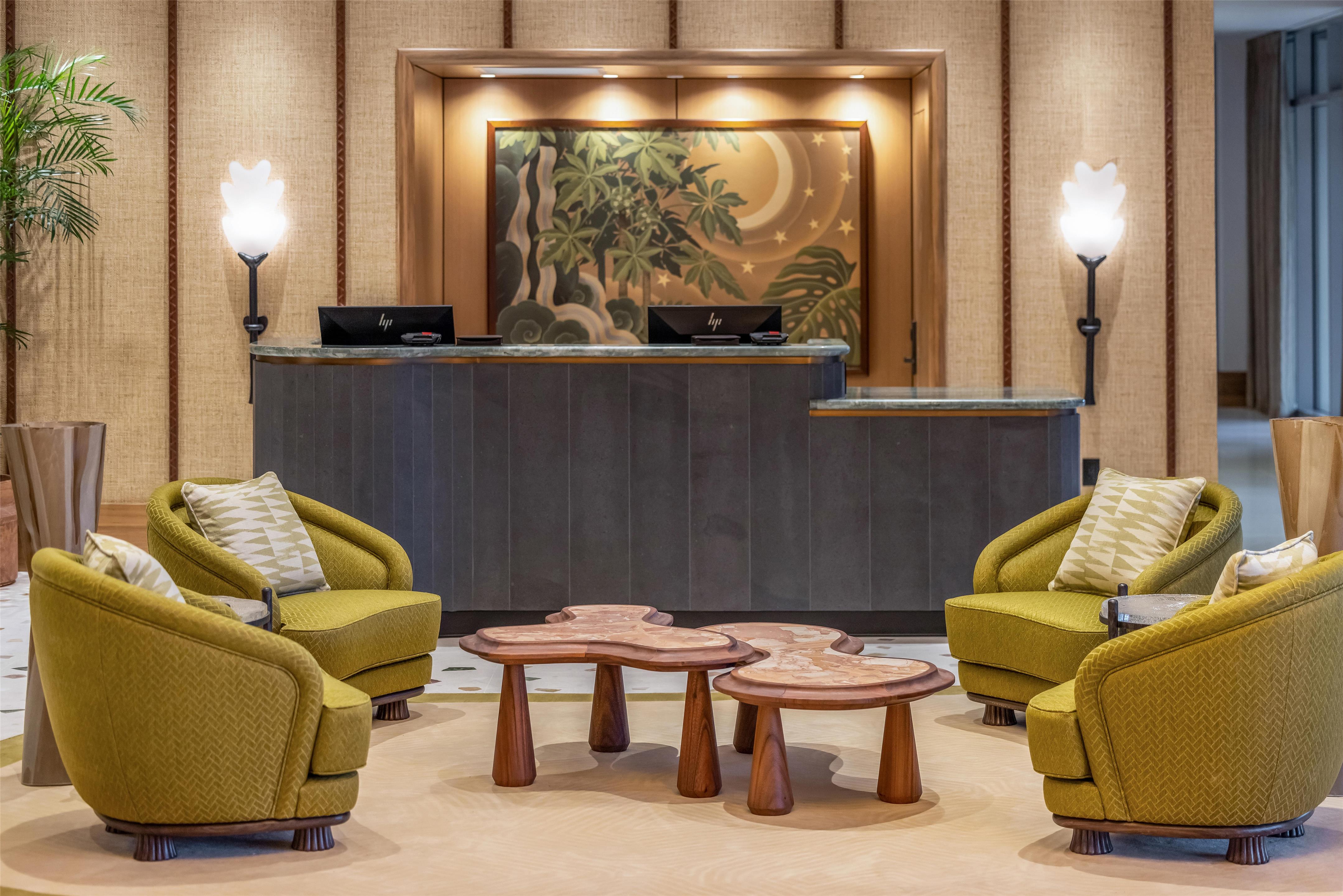 Lobby | Ka Laʻi Waikiki Beach, LXR Hotels & Resorts