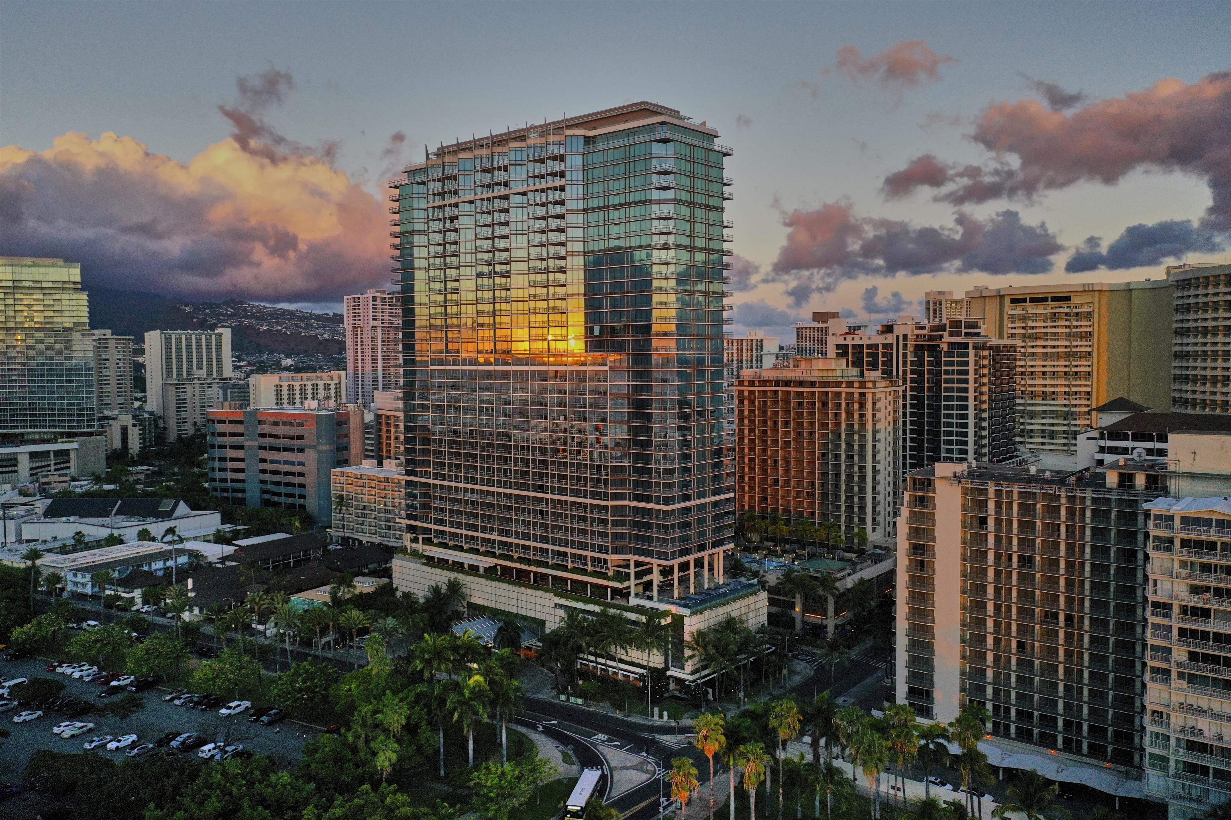 Exterior | Ka Laʻi Waikiki Beach, LXR Hotels & Resorts