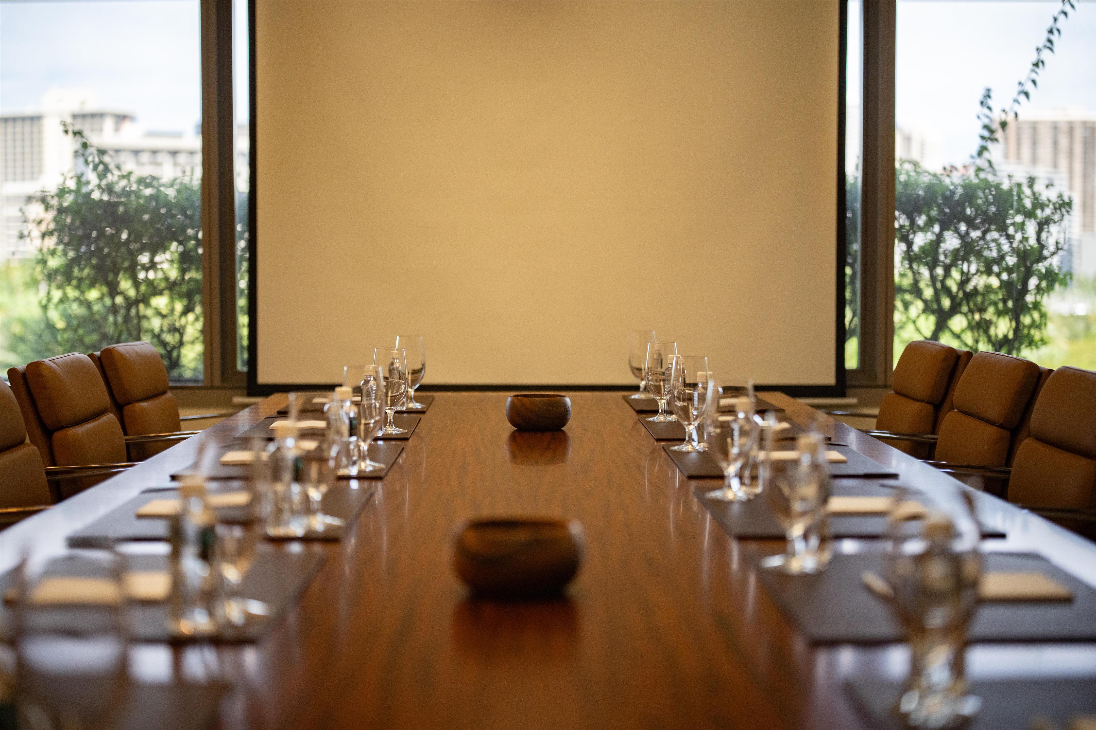 Meeting Room | Ka Laʻi Waikiki Beach, LXR Hotels & Resorts