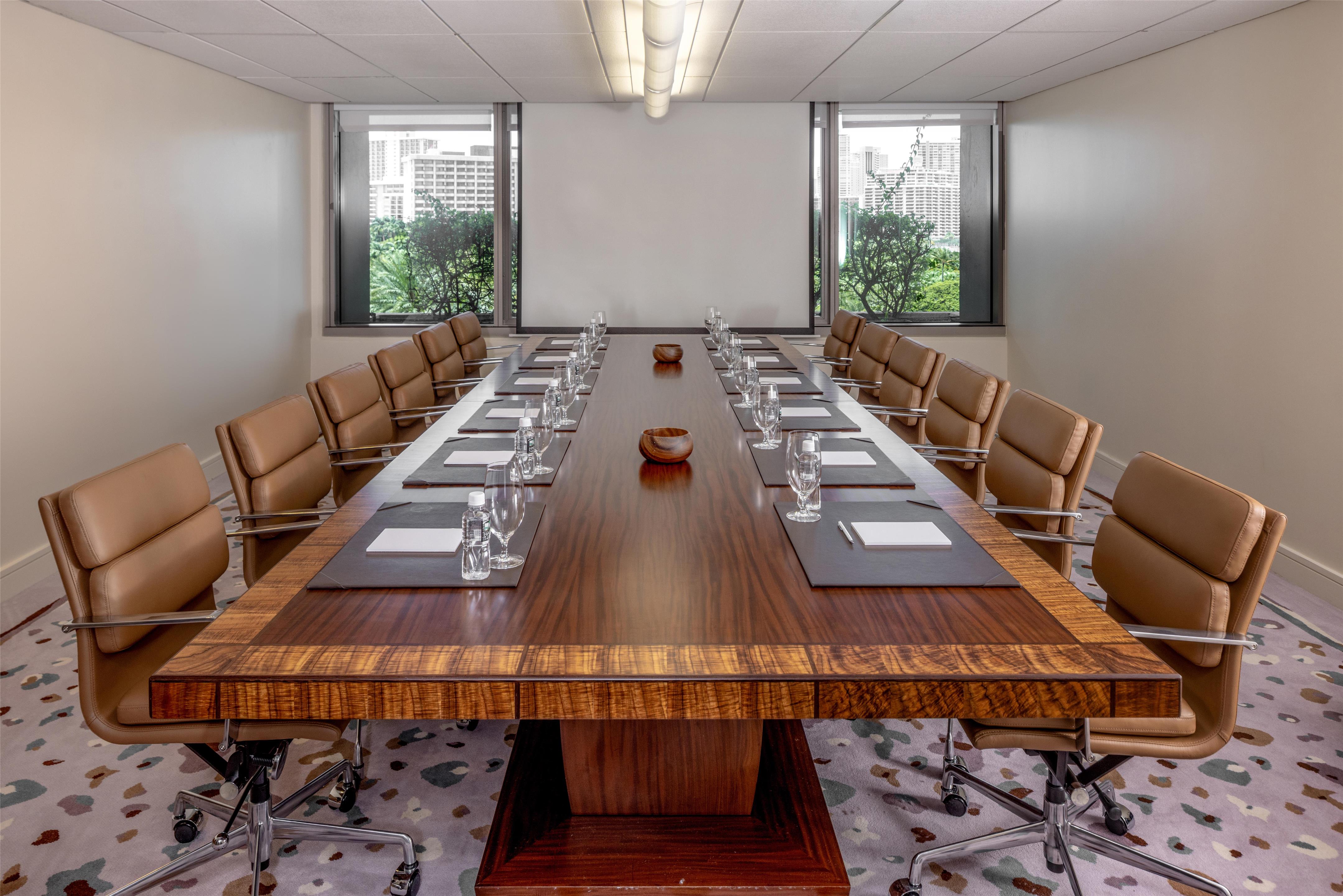 Meeting Room | Ka Laʻi Waikiki Beach, LXR Hotels & Resorts