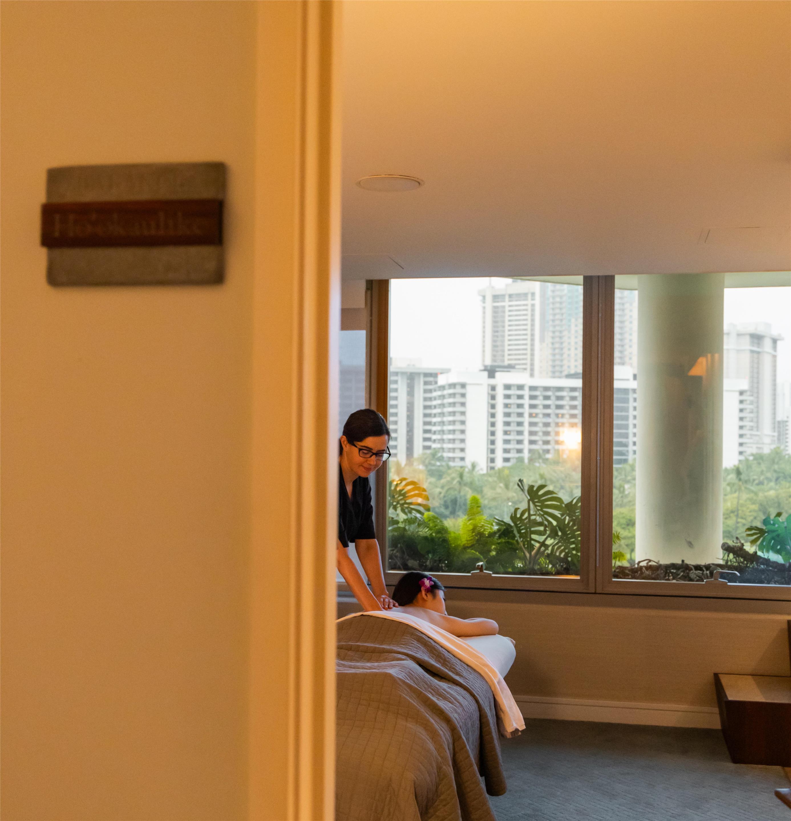 Recreational Facility | Ka Laʻi Waikiki Beach, LXR Hotels & Resorts